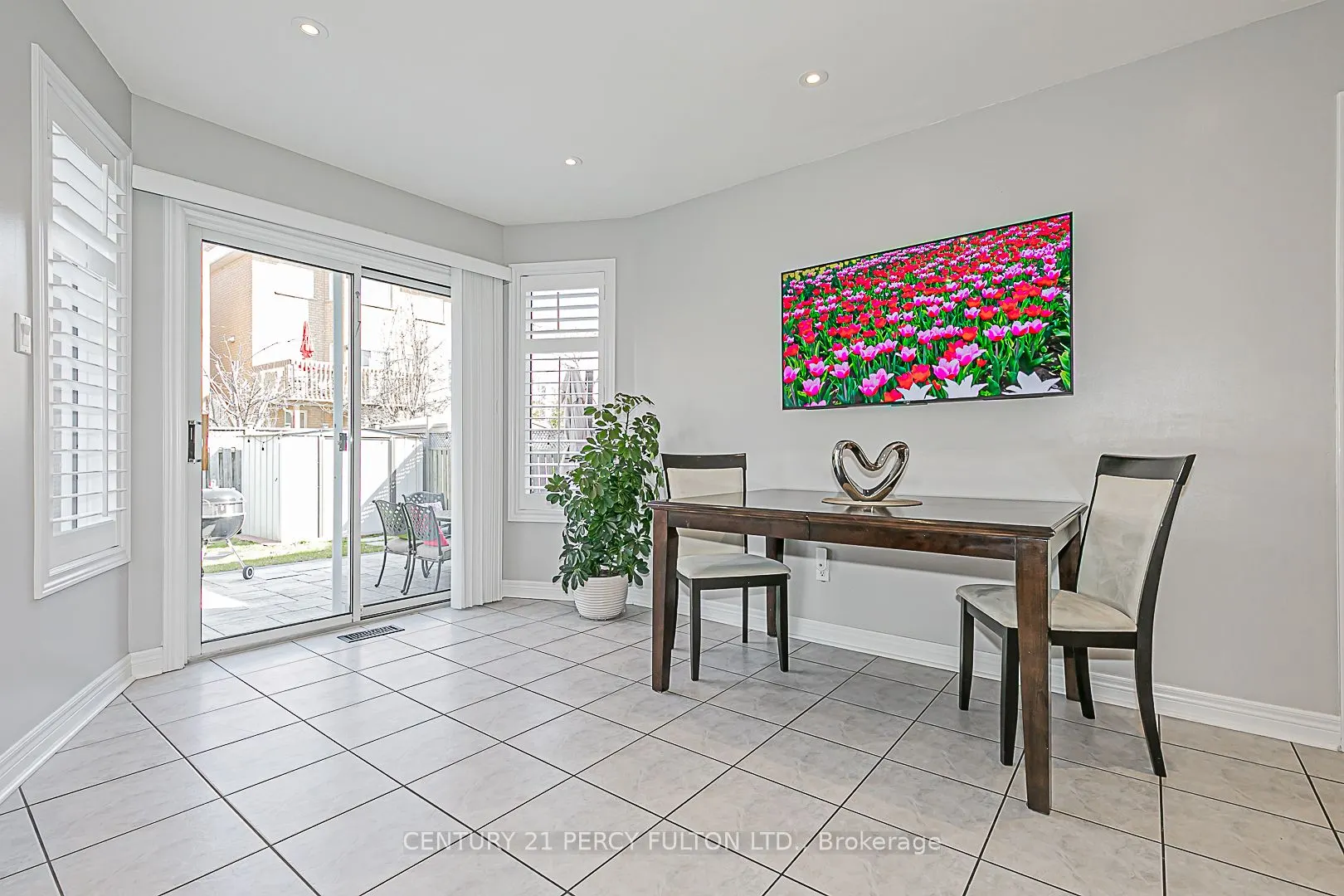 151 Rosanna Crescent