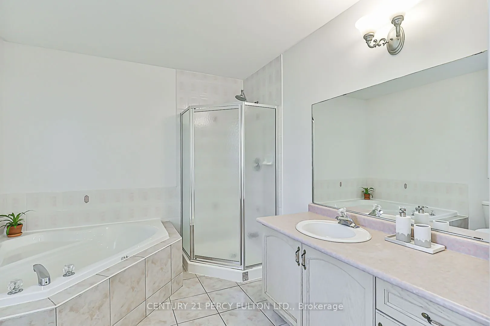 151 Rosanna Crescent