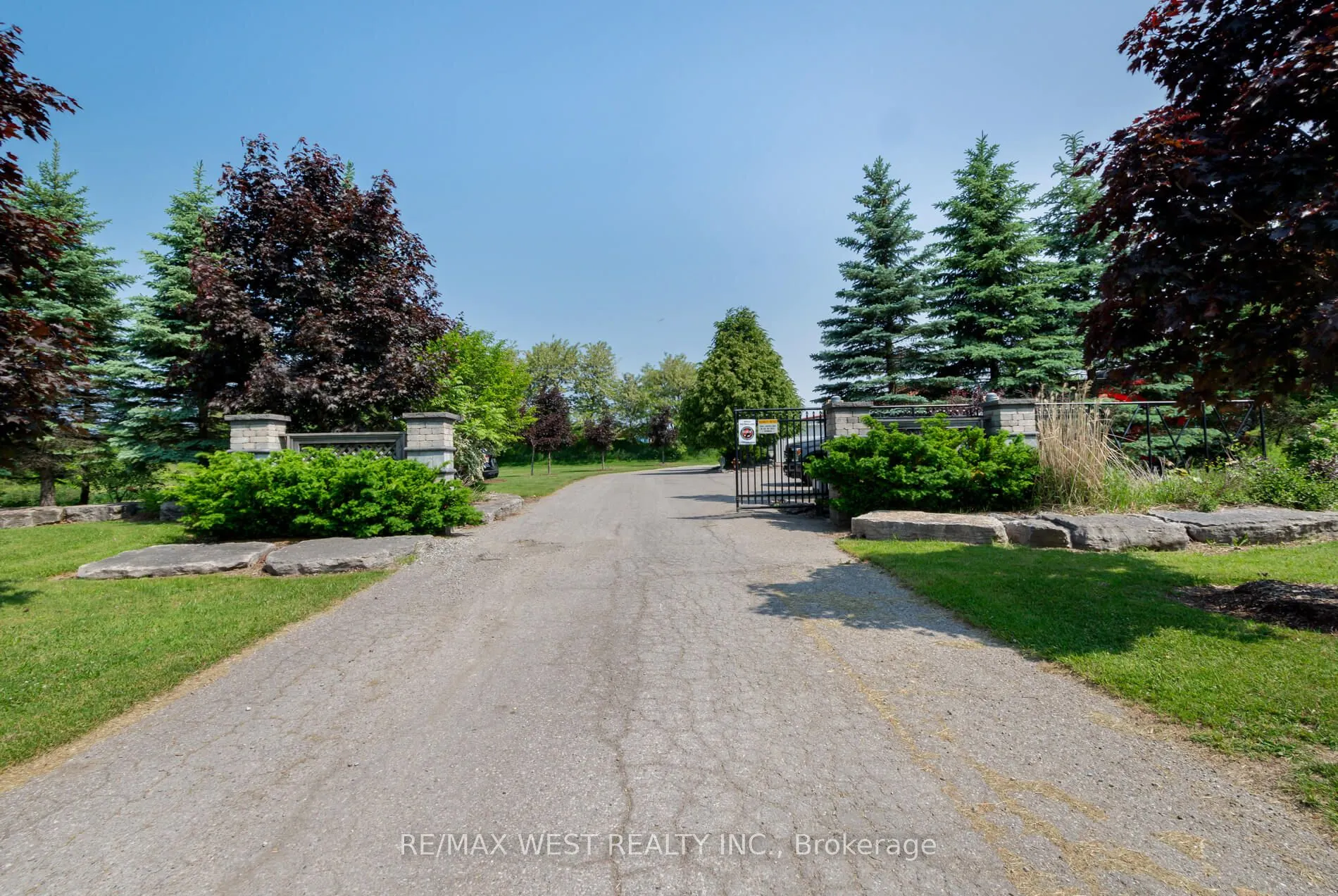 6600 King Vaughan Road