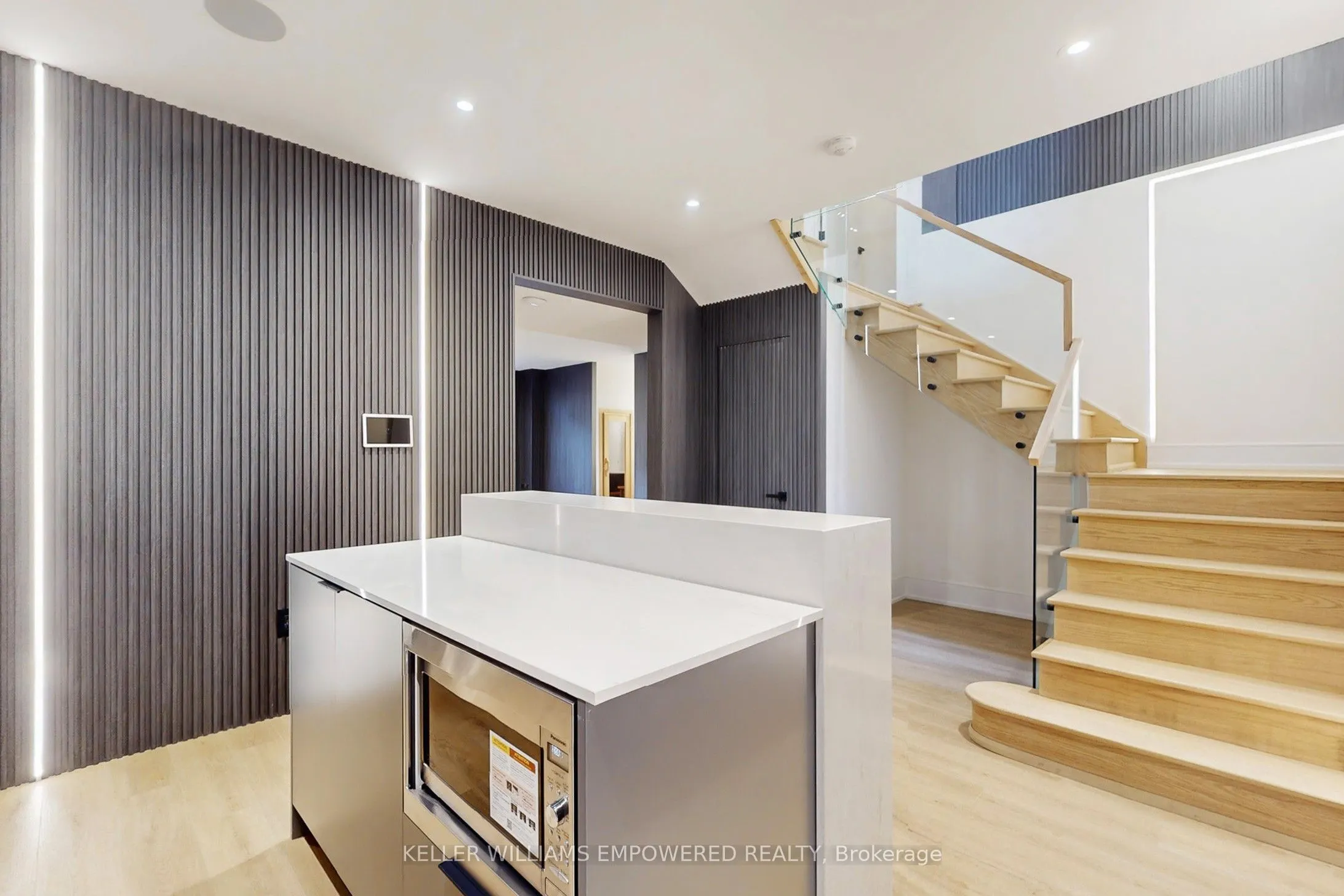 69 Snively Street