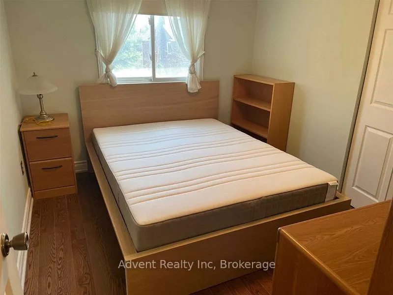 37 Garnish Green Grove