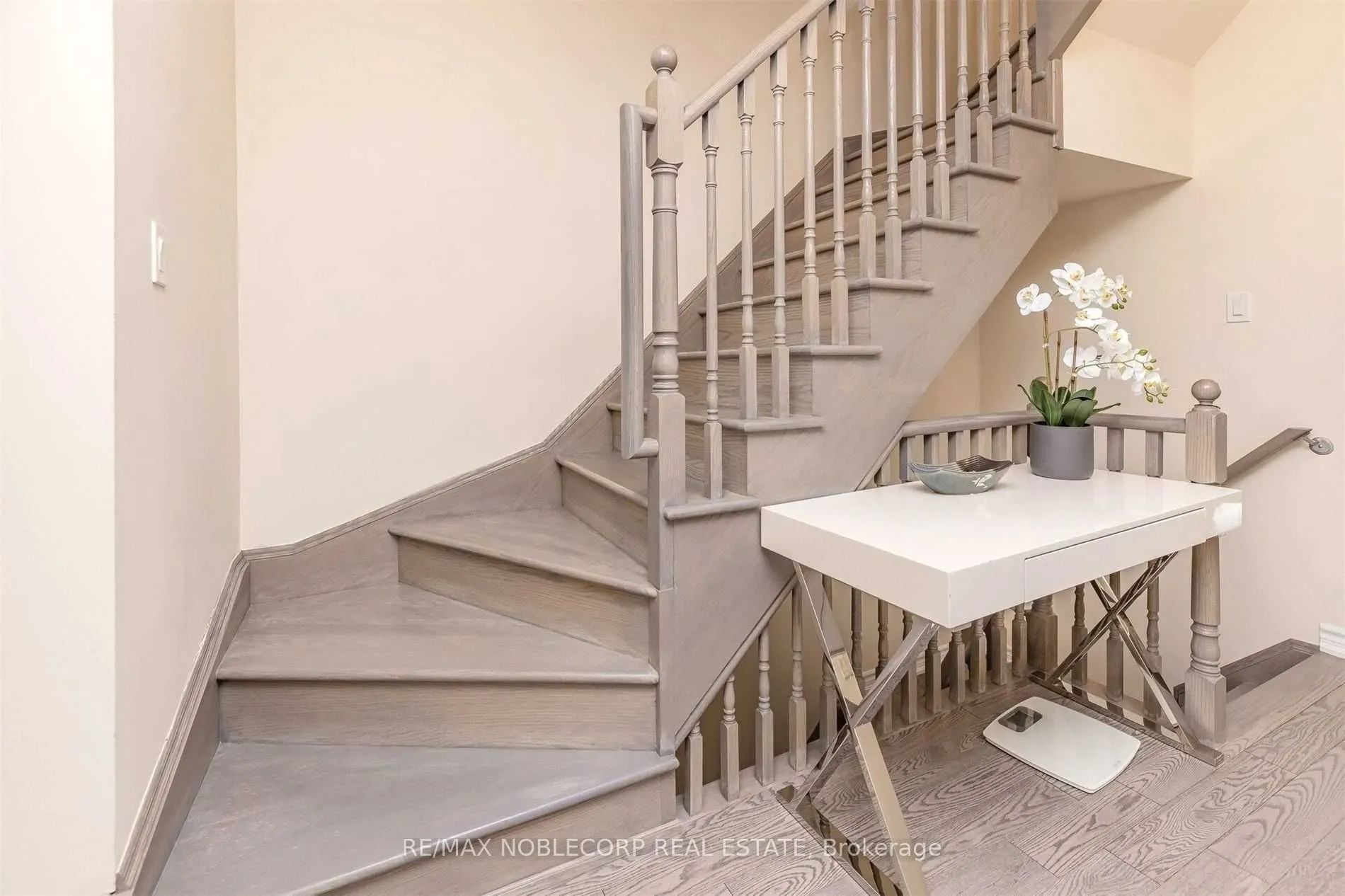 144 Sunset Terrace