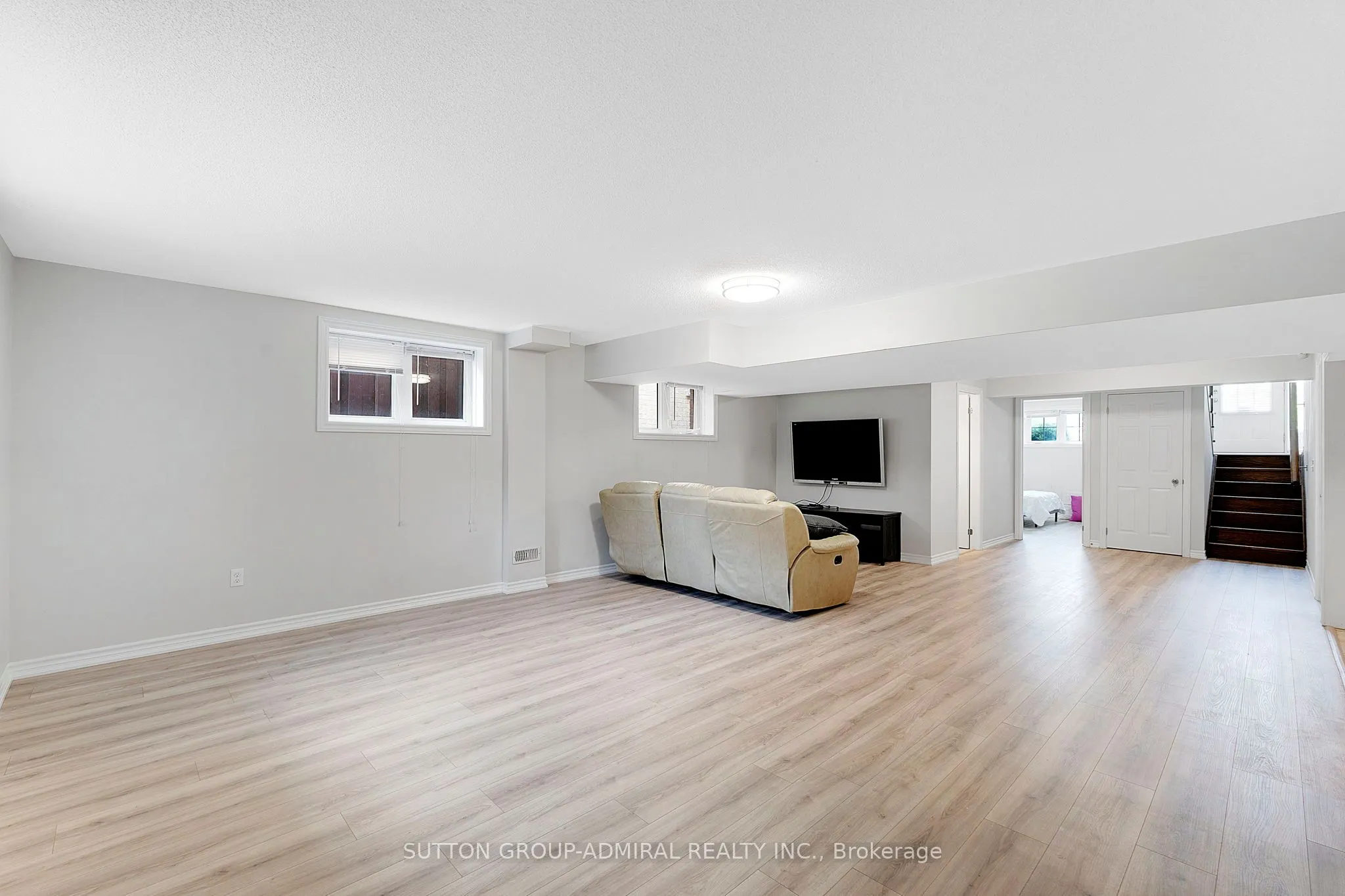26 Summit Ridge Drive