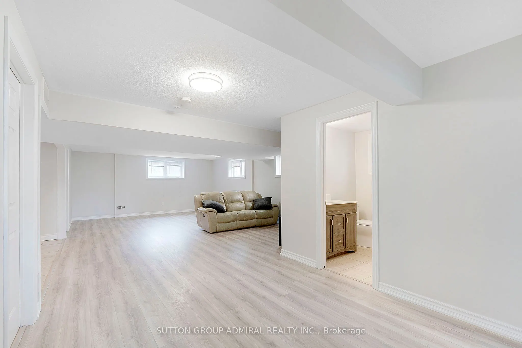 26 Summit Ridge Drive