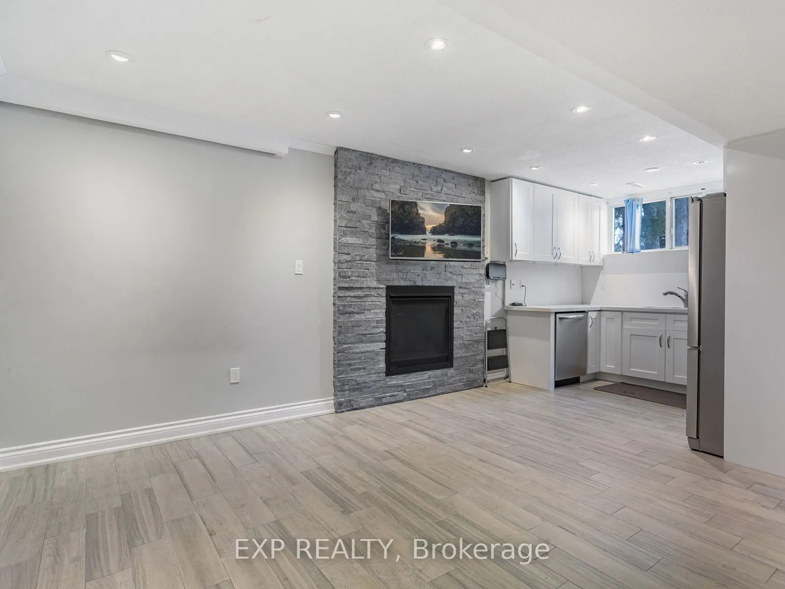 146 Weldrick Road W