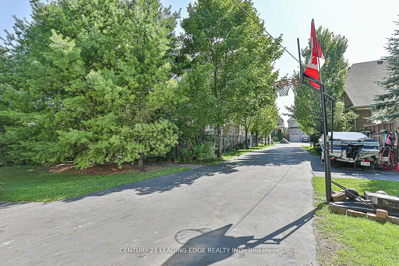 10 YORKTON Boulevard