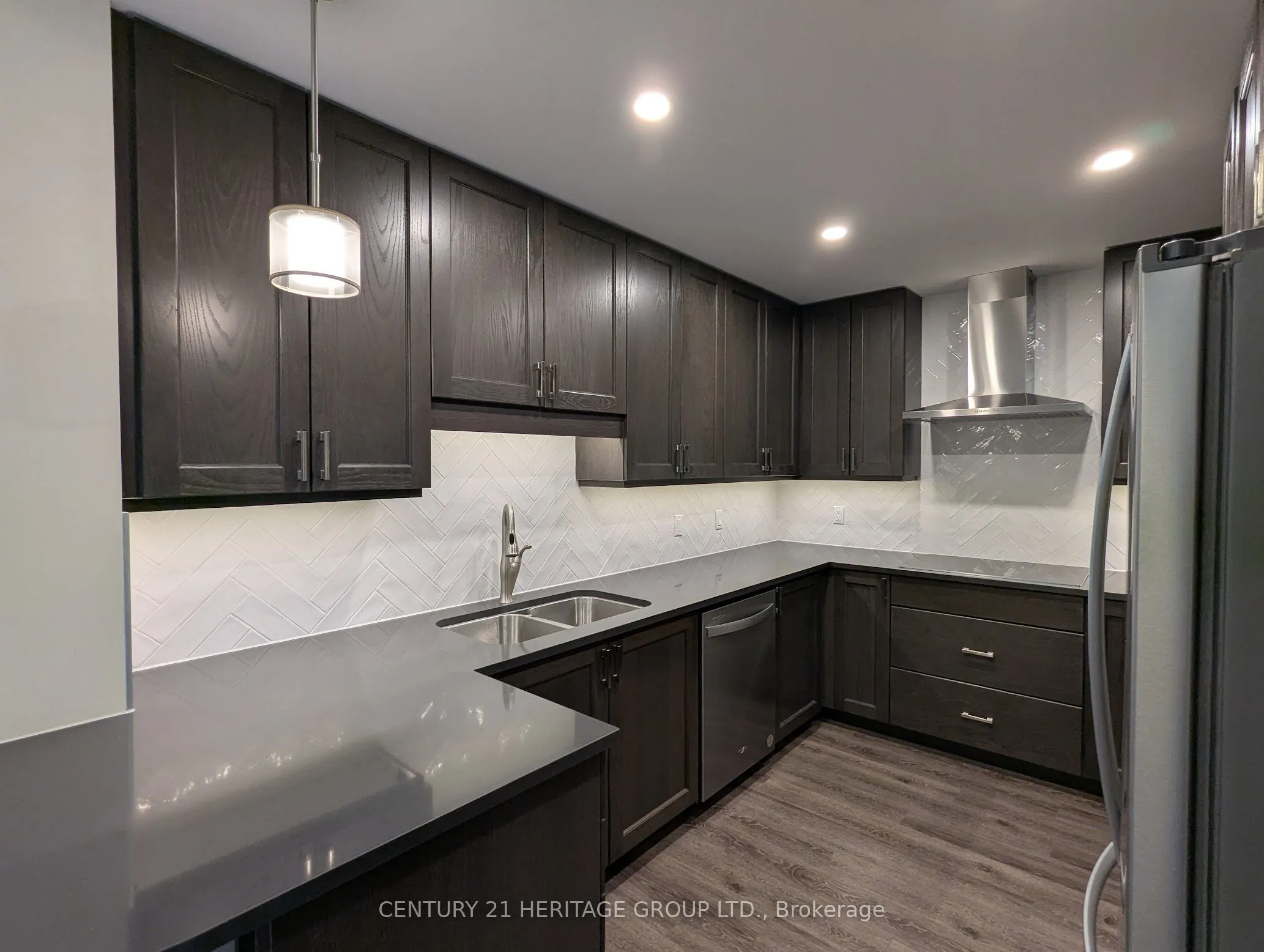 460 William Graham Drive, #115