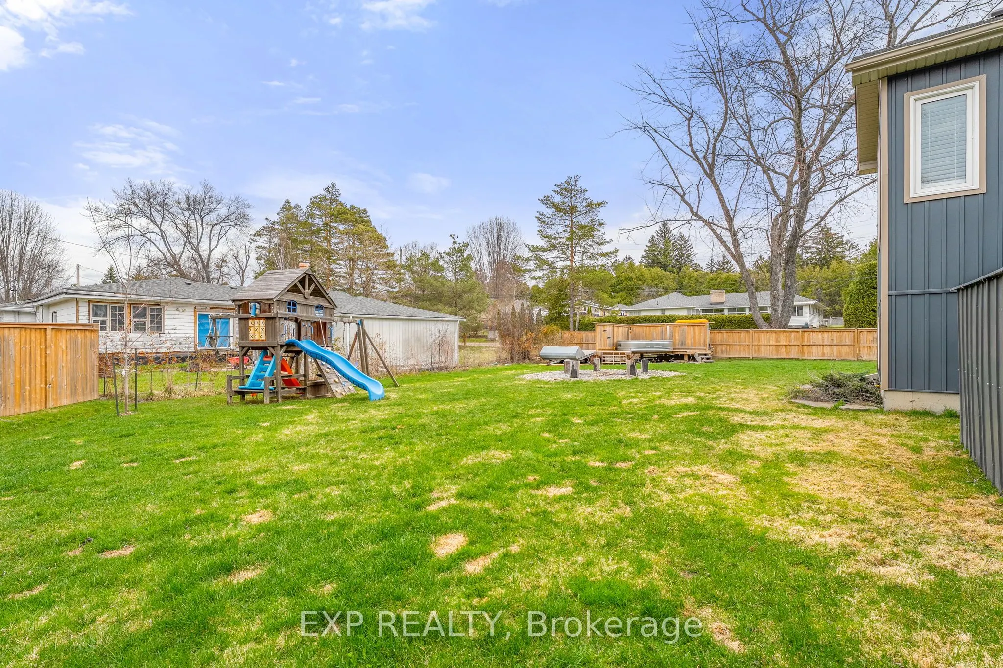 23 Dunkelman Drive