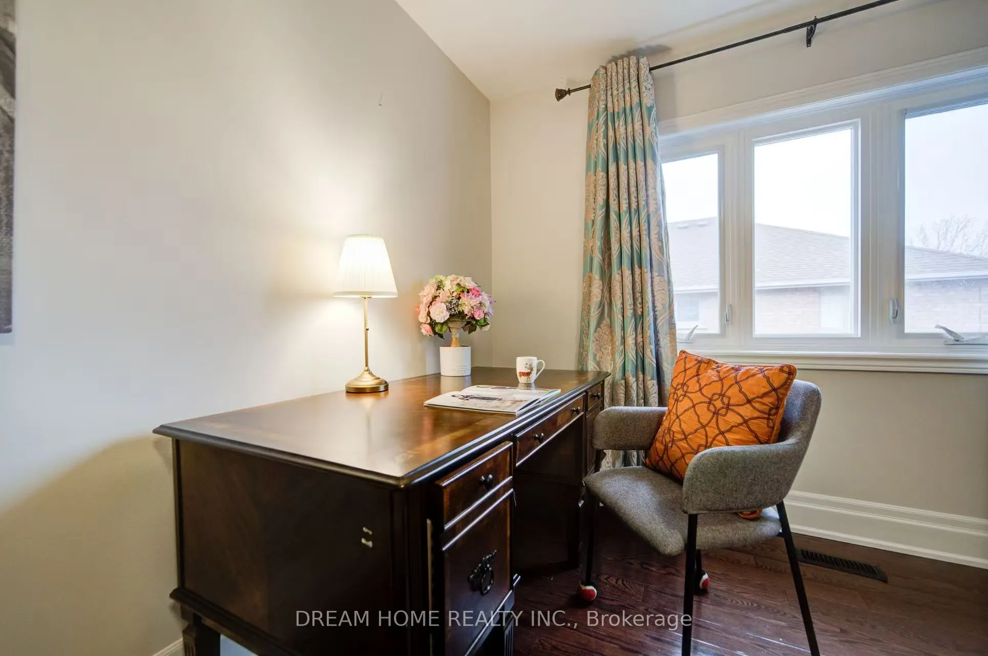 3 Moses Crescent, #Room B