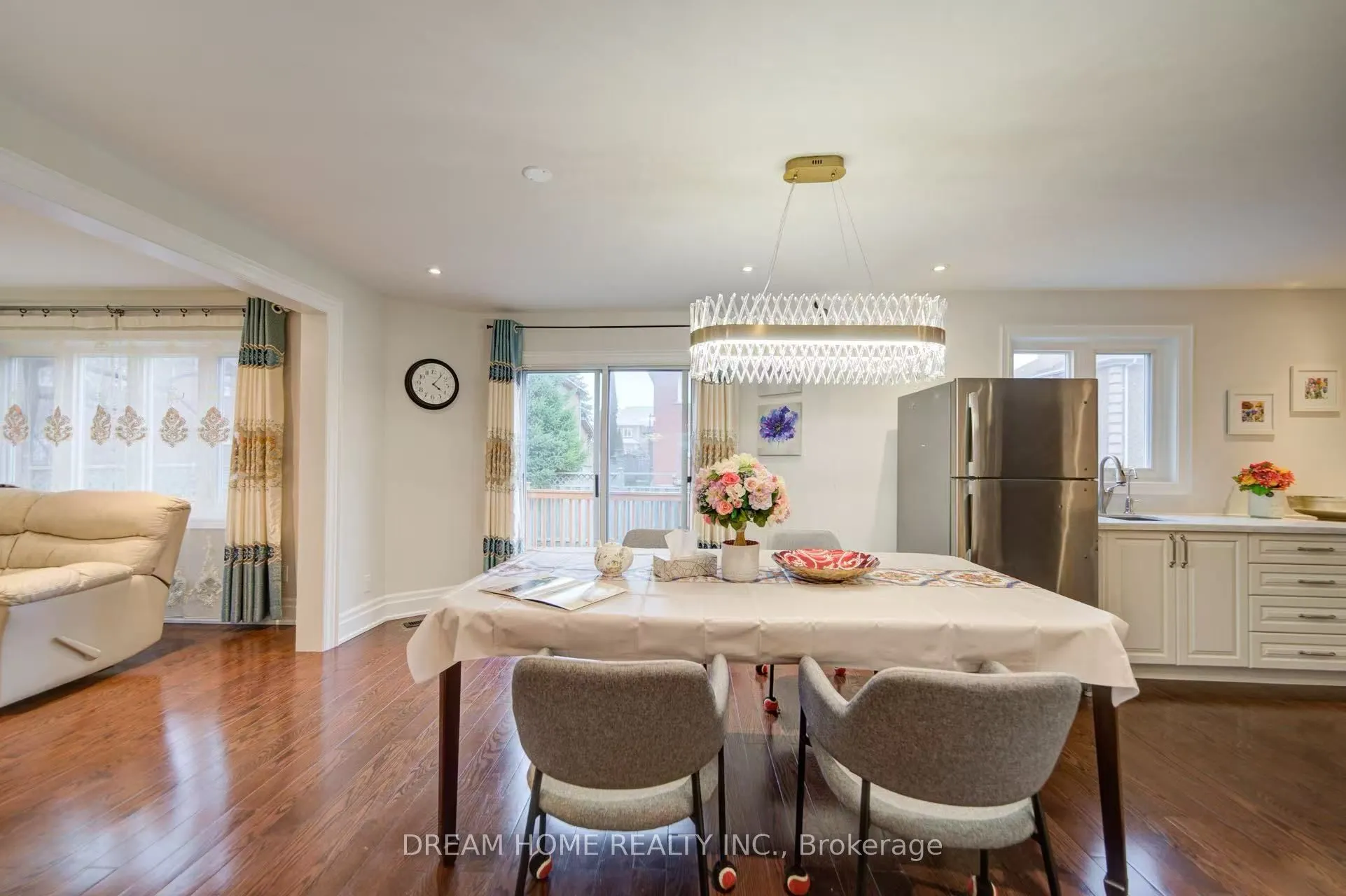 3 Moses Crescent, #Room B