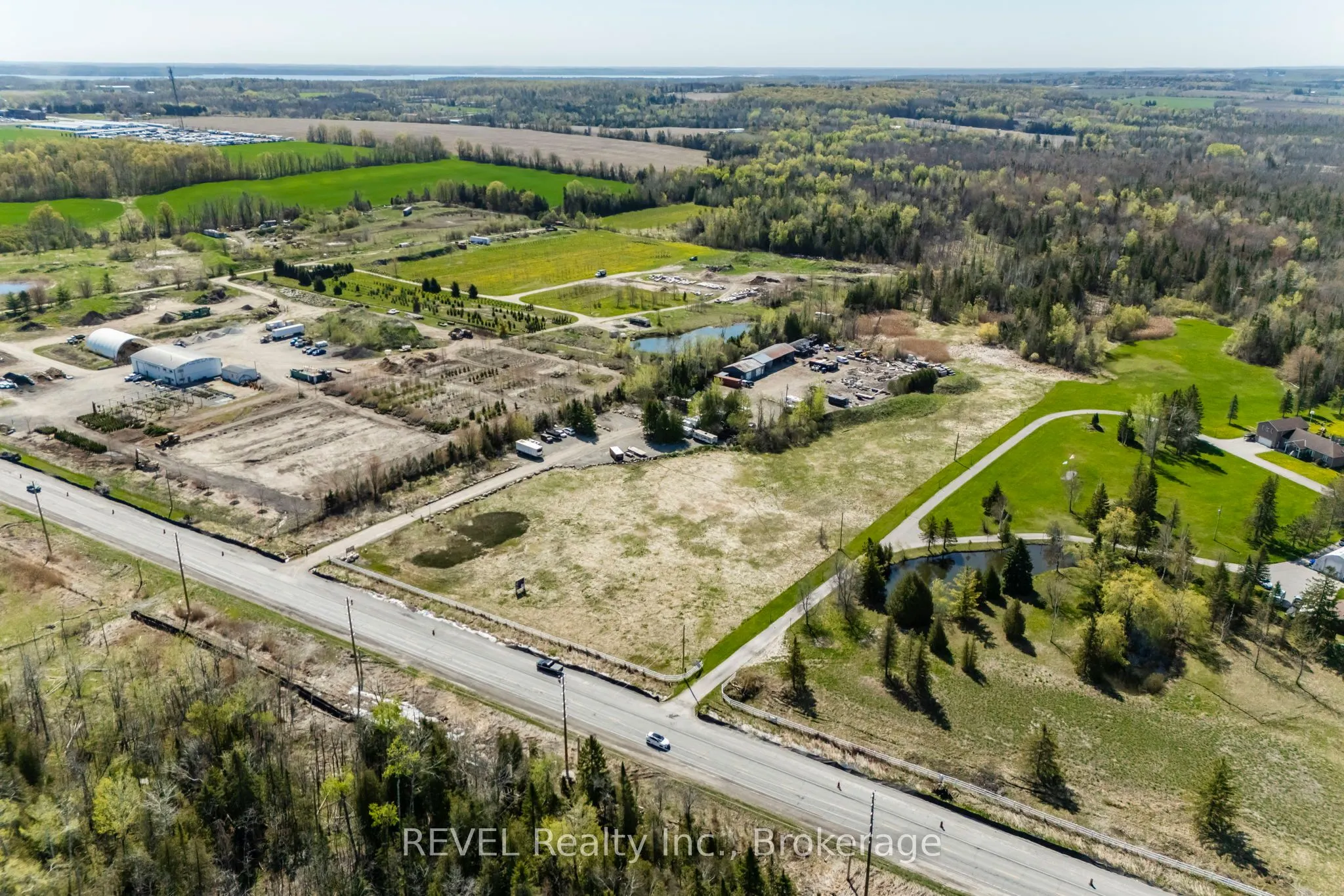 2513 Innisfil Beach Road
