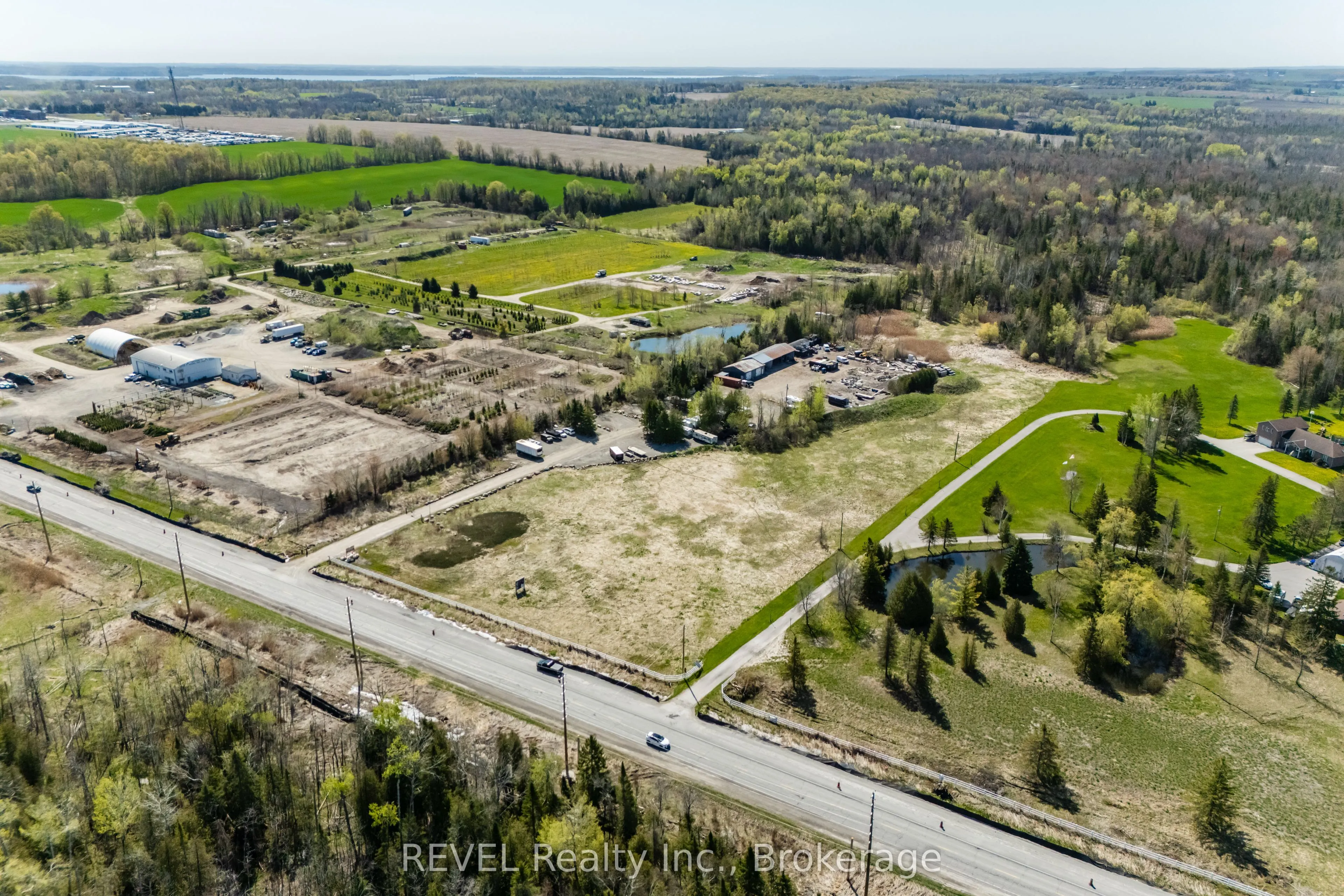2513 Innisfil Beach Road