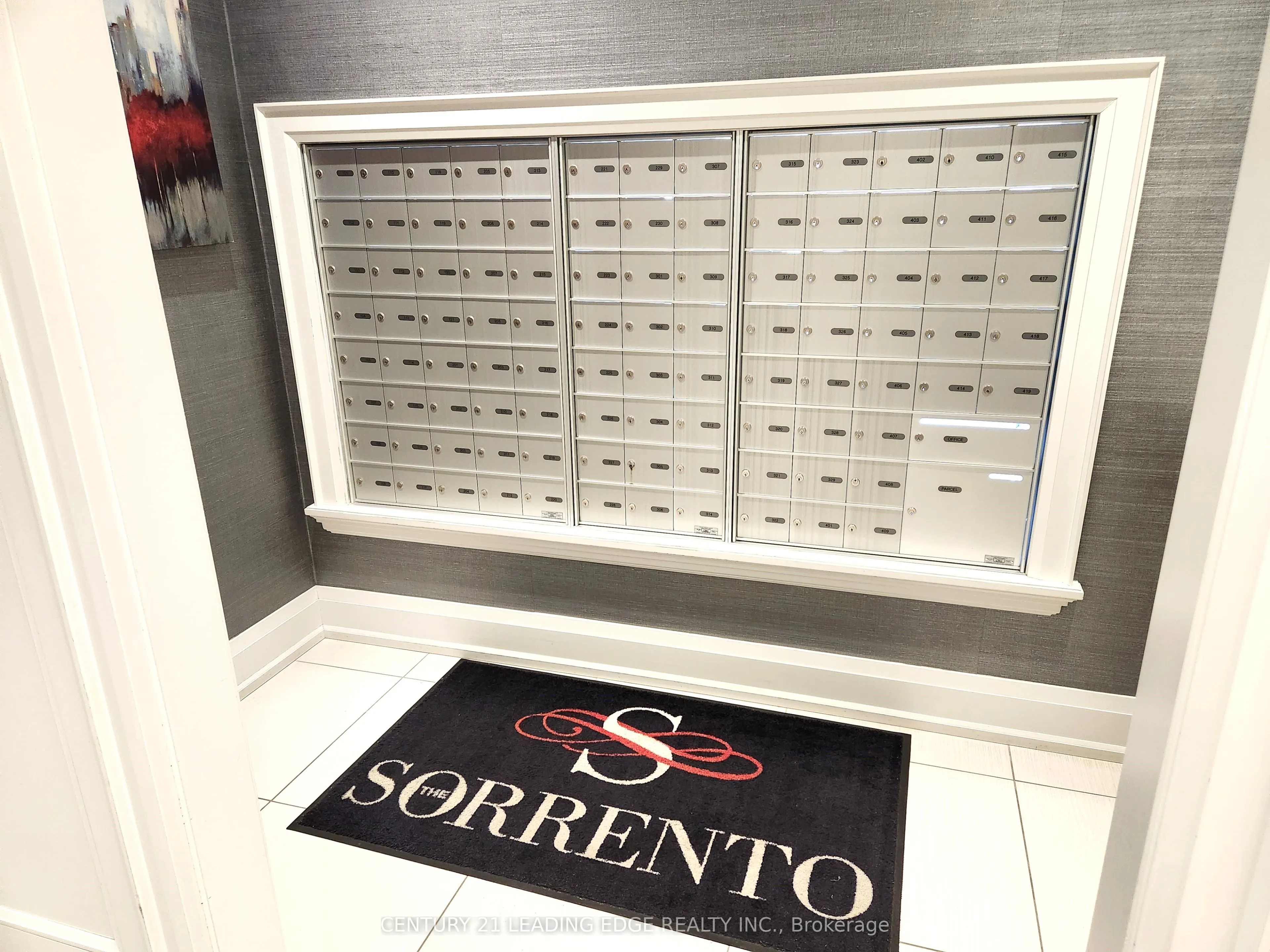 7 BOND Crescent, #325