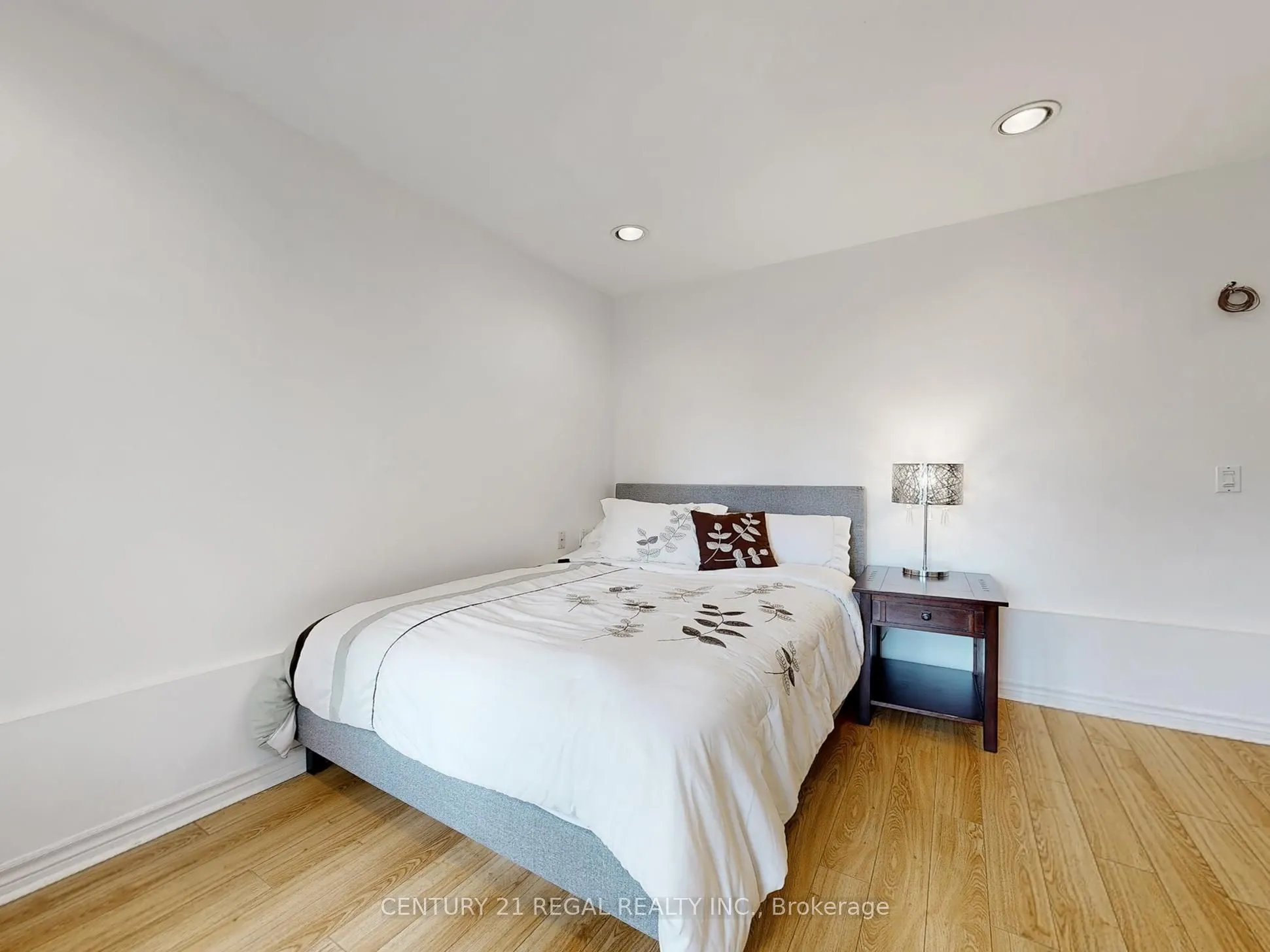 100 Elgin Mills Road W, #7