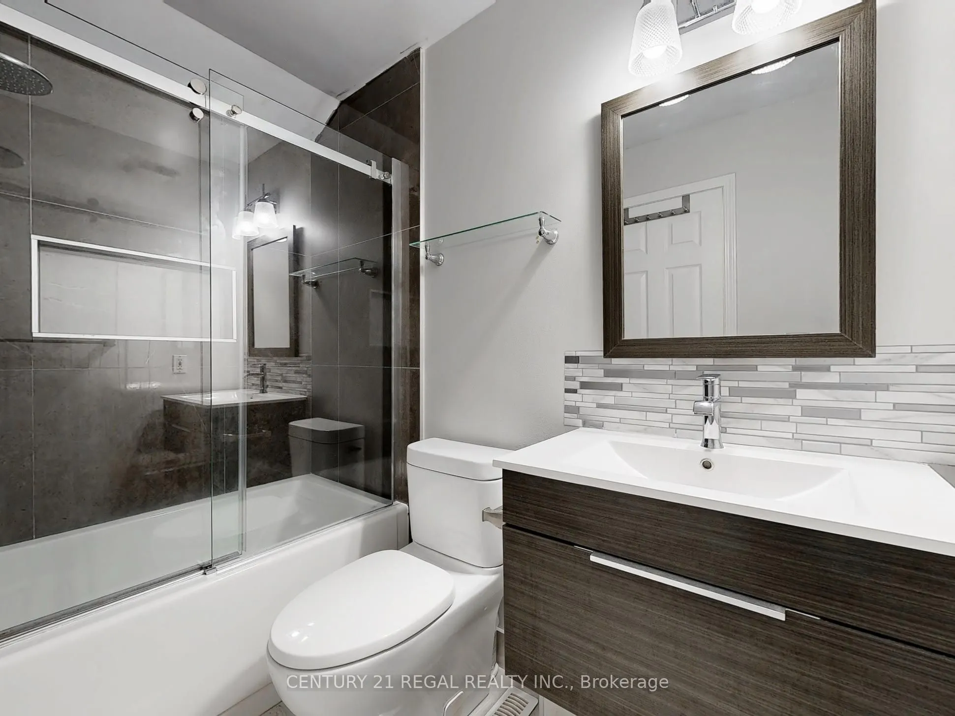 100 Elgin Mills Road W, #7
