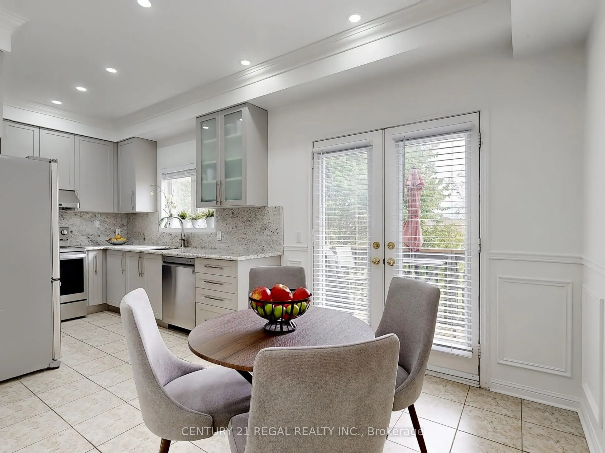 100 Elgin Mills Road W, #7