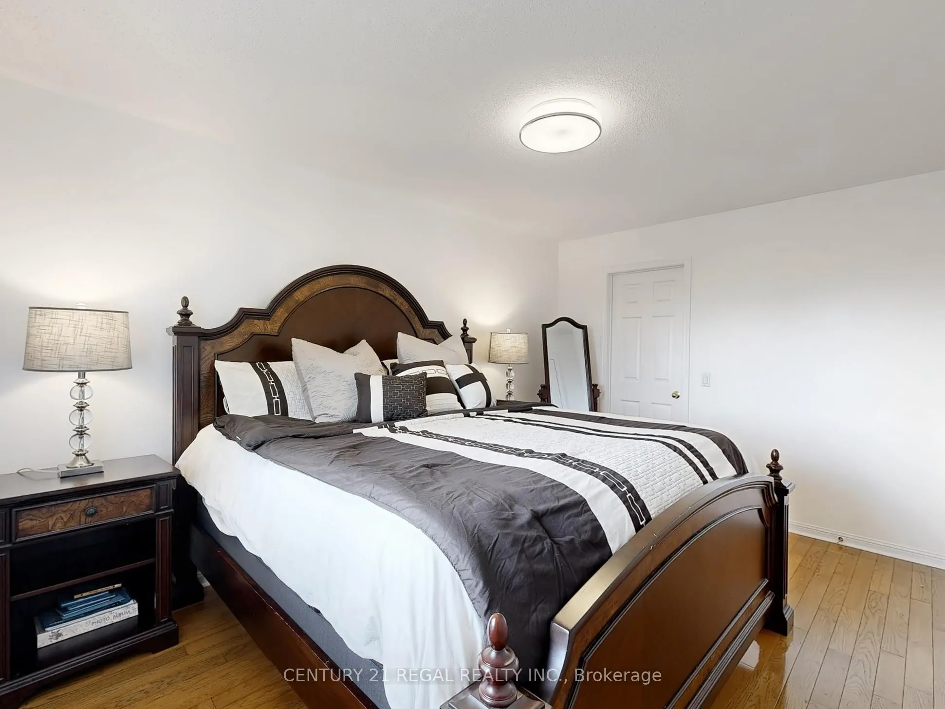 100 Elgin Mills Road W, #7