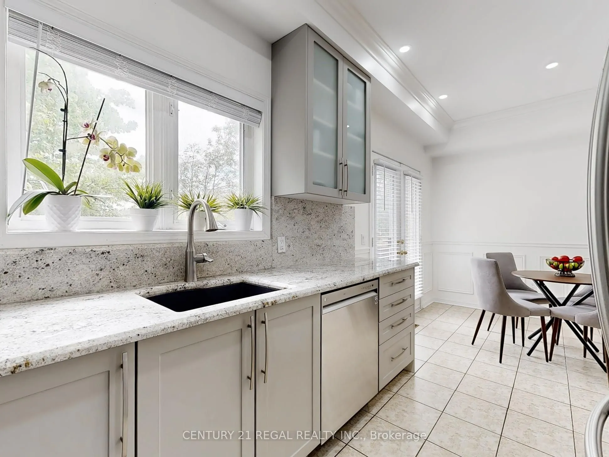 100 Elgin Mills Road W, #7