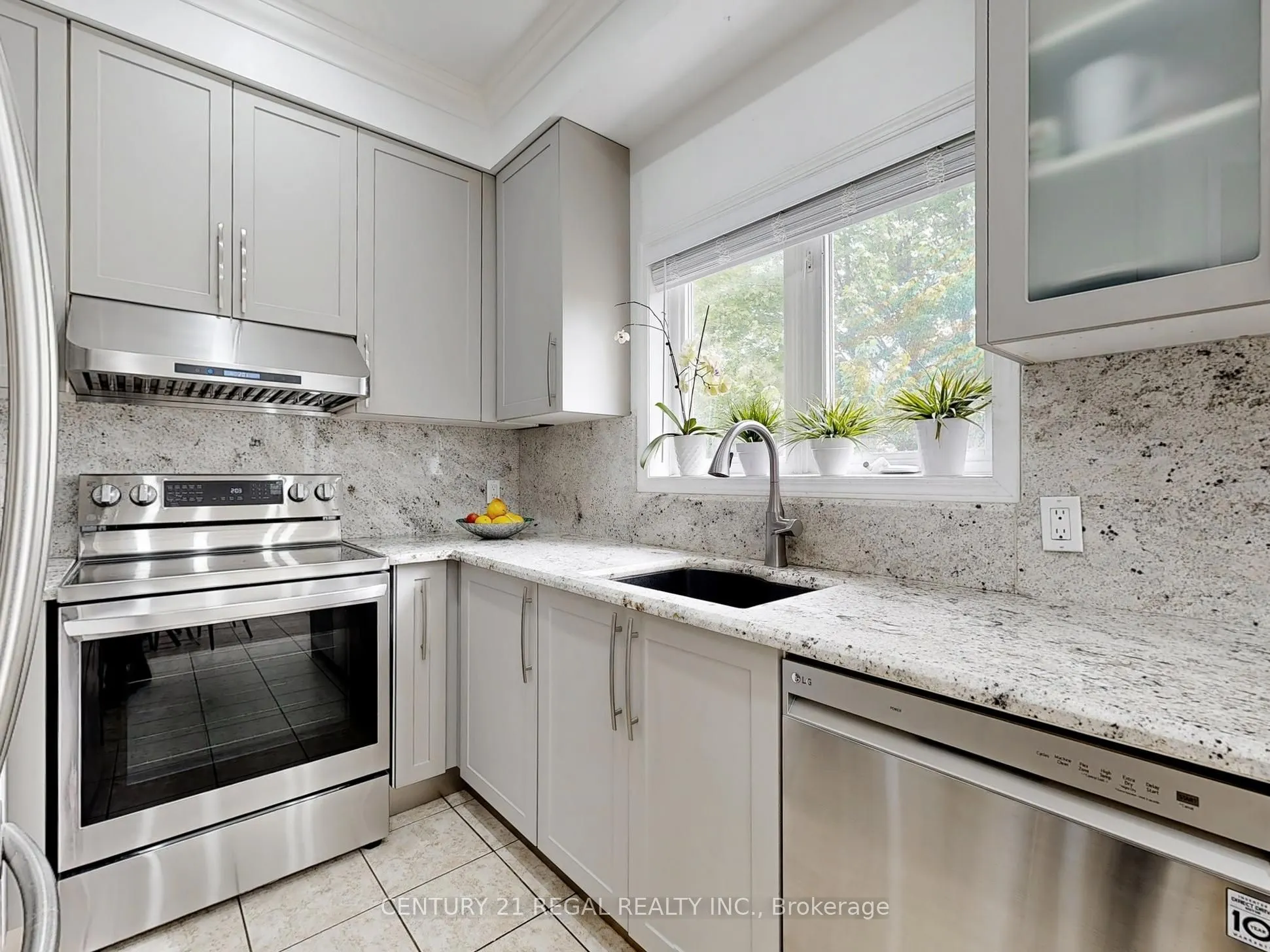 100 Elgin Mills Road W, #7