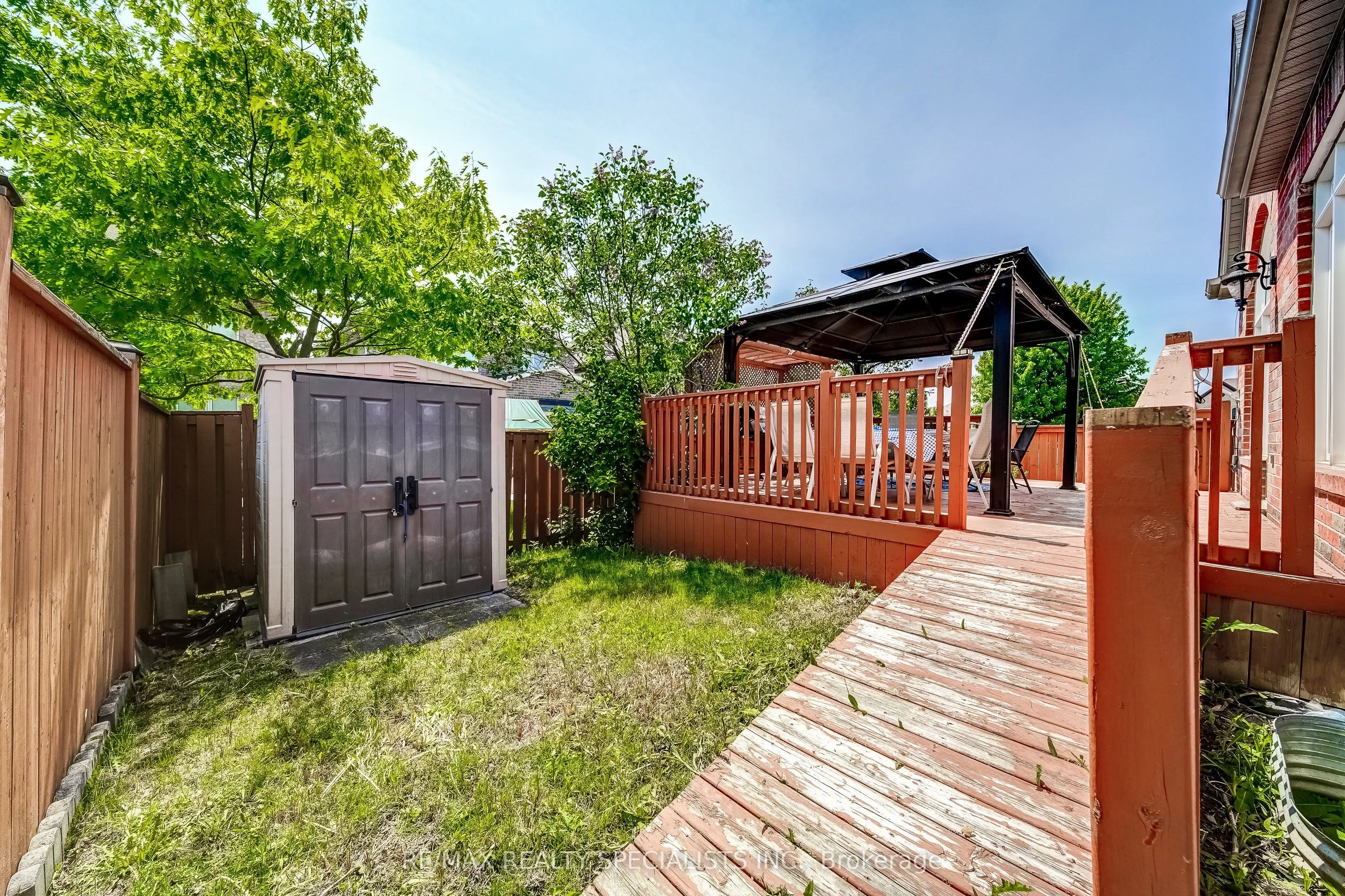 81 Corwin Drive