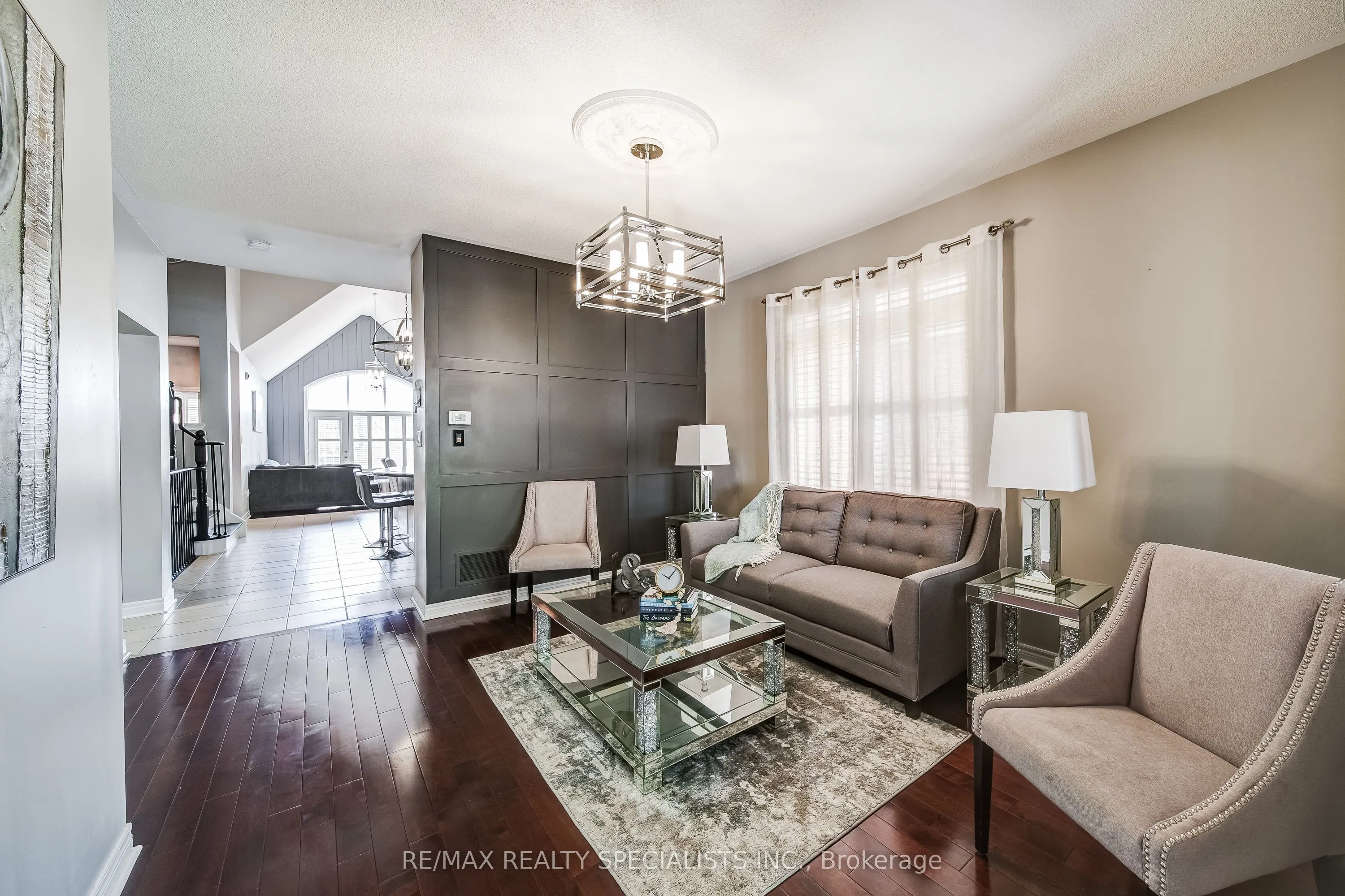 81 Corwin Drive