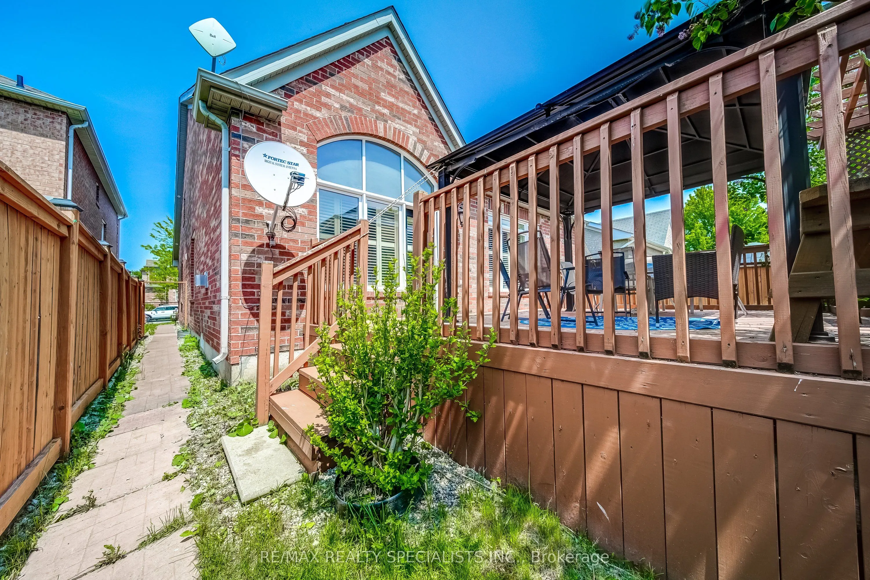81 Corwin Drive
