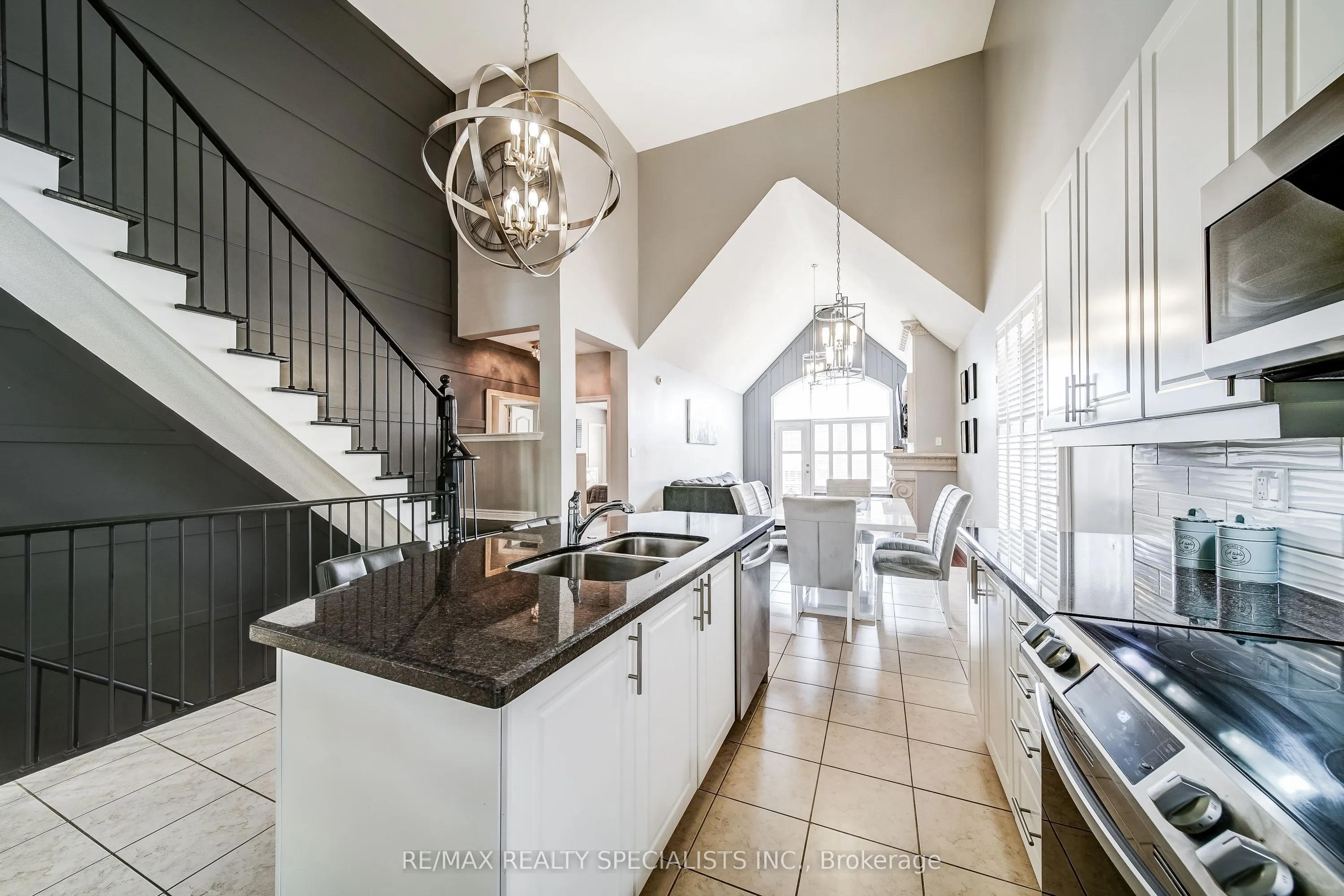 81 Corwin Drive