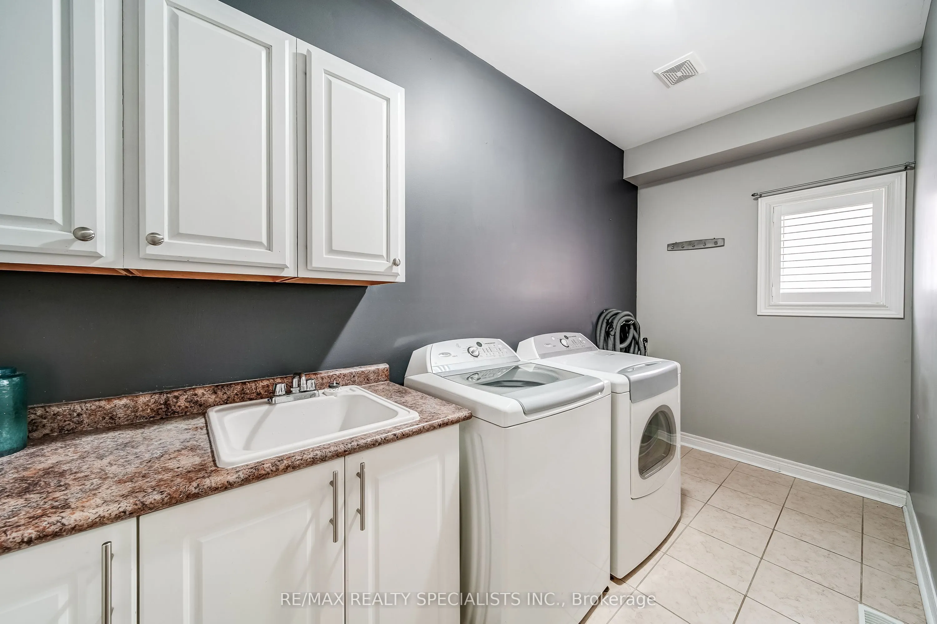 81 Corwin Drive