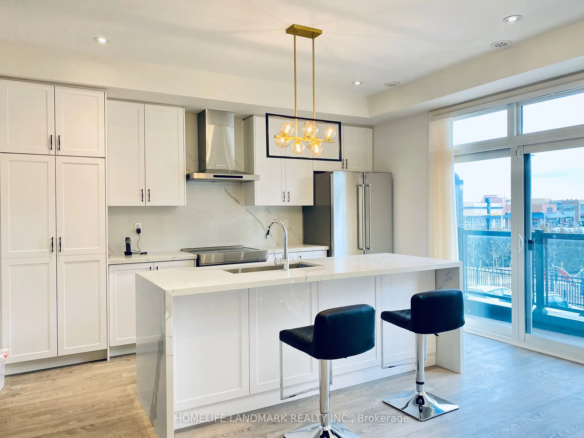 33 George Kirby Street