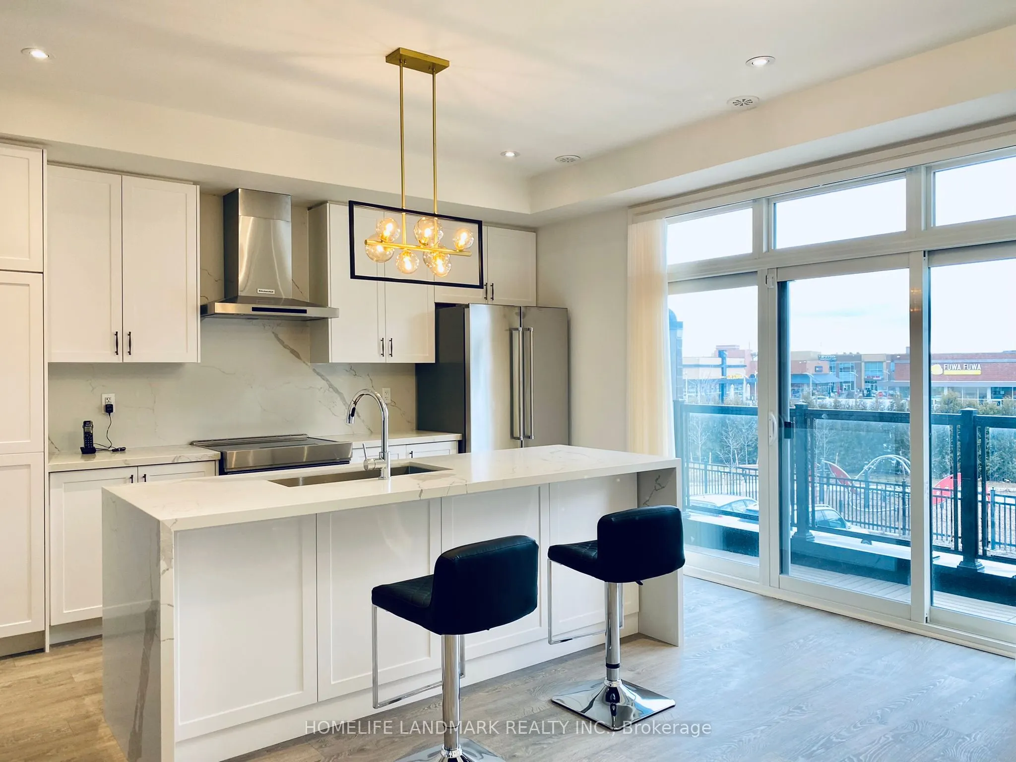 33 George Kirby Street