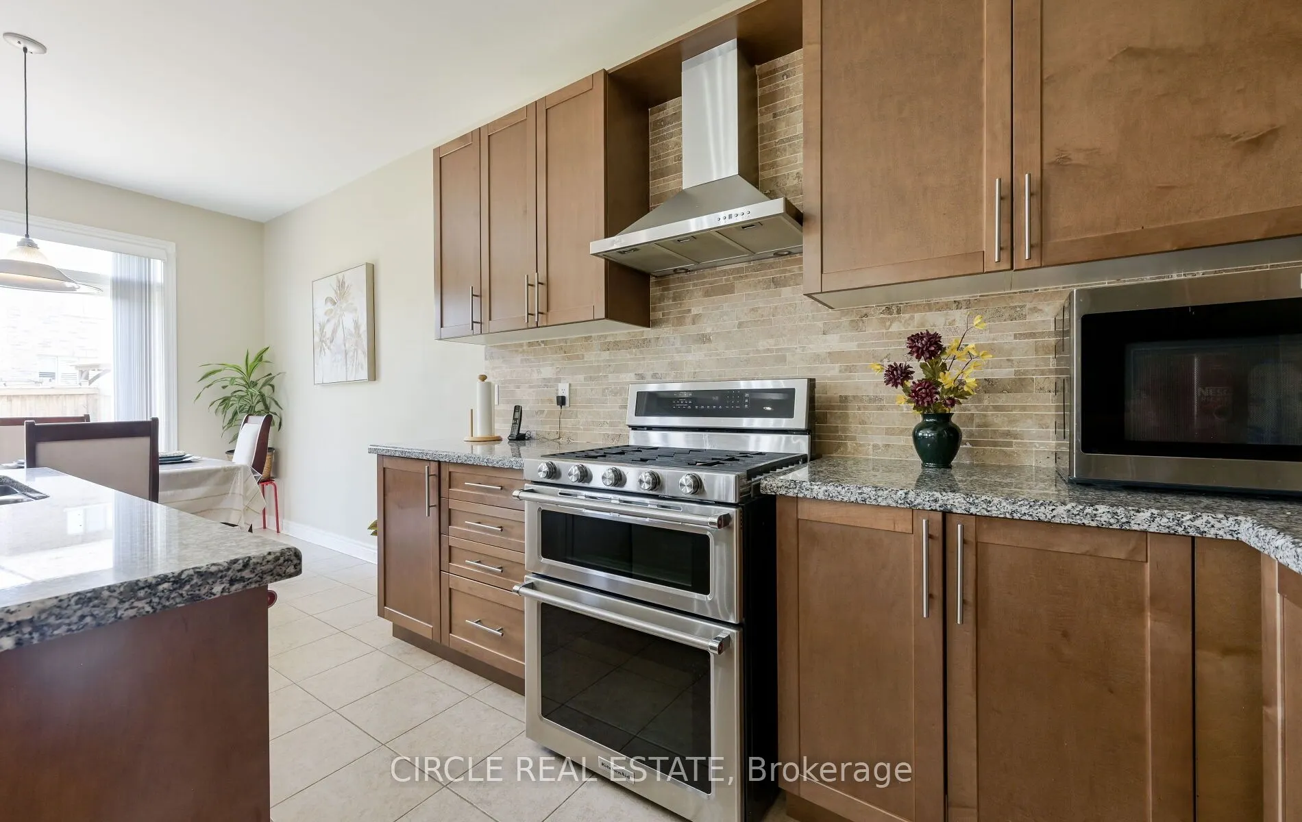 166 Sharpe Crescent