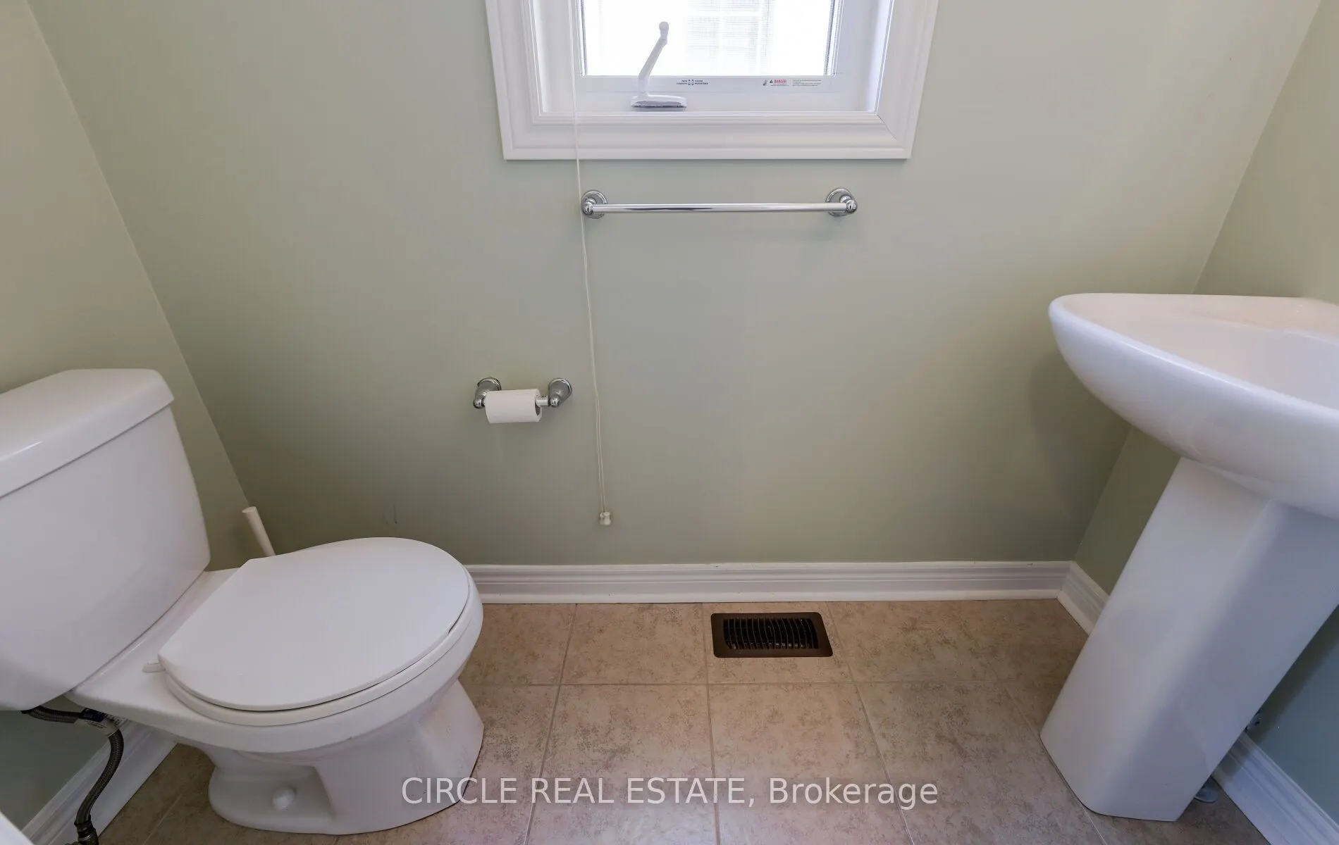 166 Sharpe Crescent