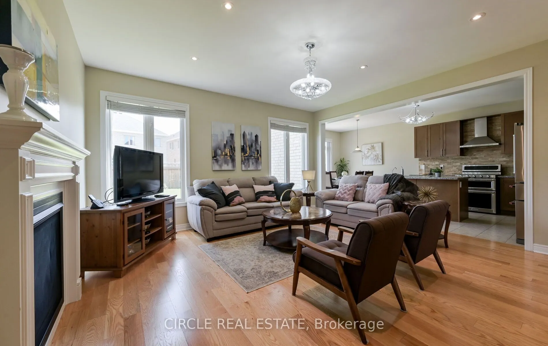 166 Sharpe Crescent