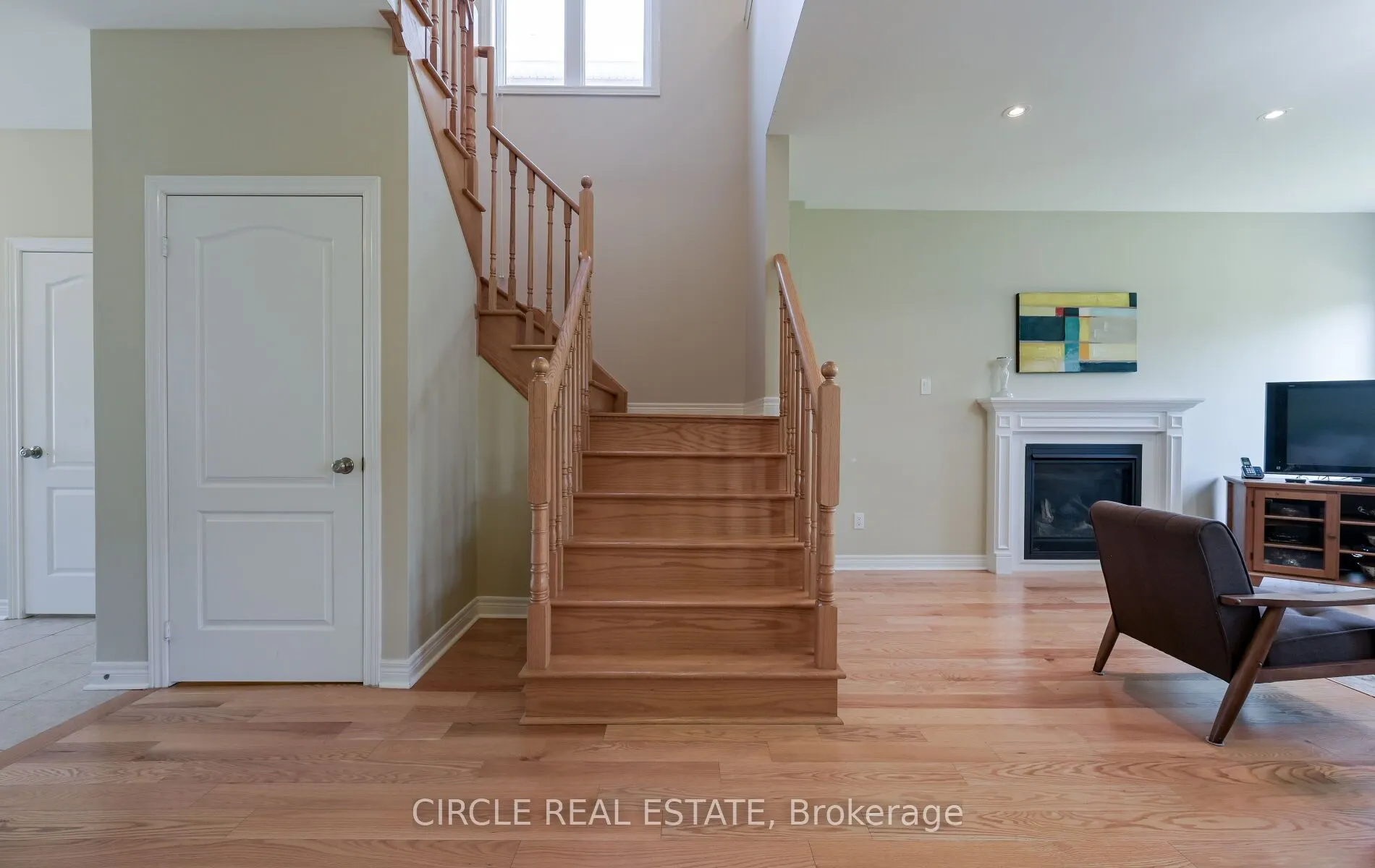 166 Sharpe Crescent