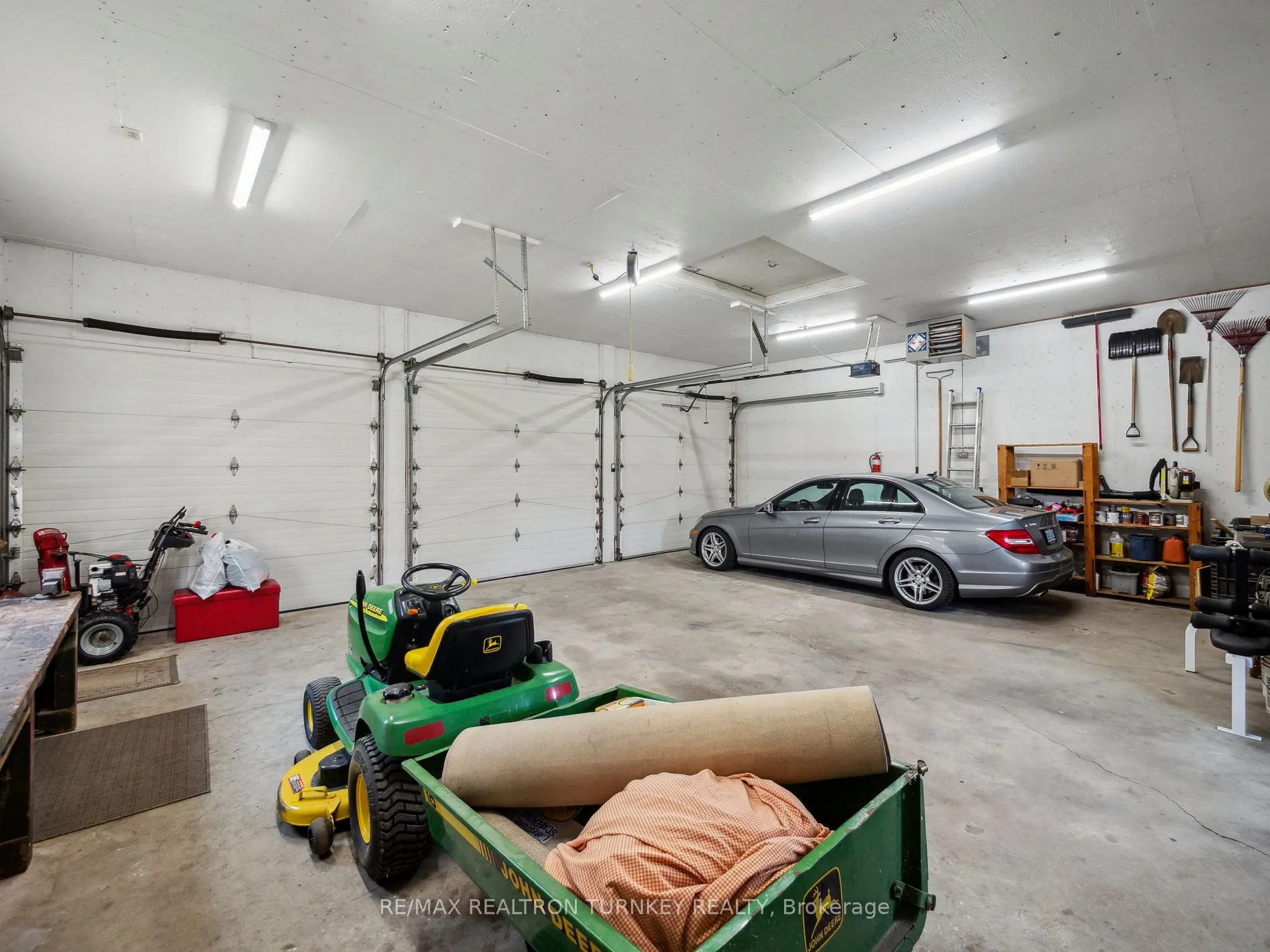 20173 Bathurst Street