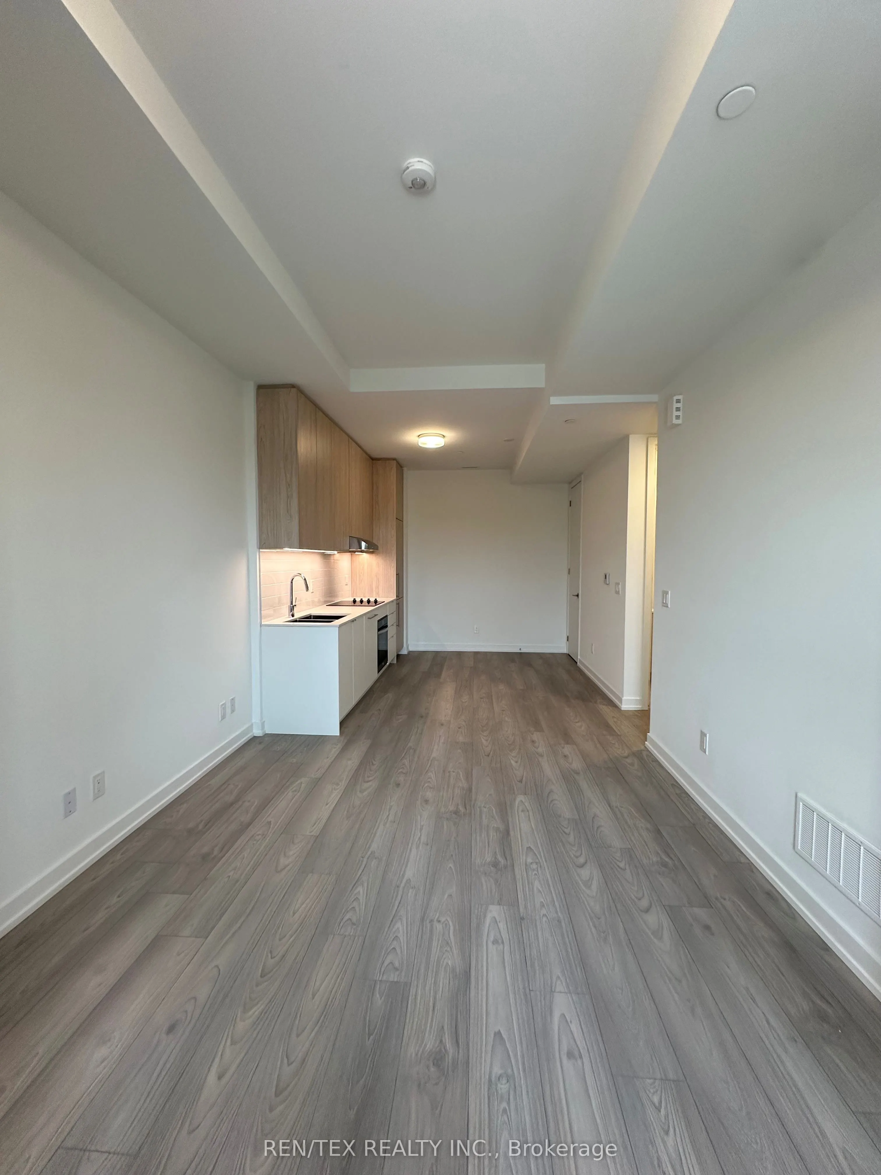 65 Saigon Drive, #102