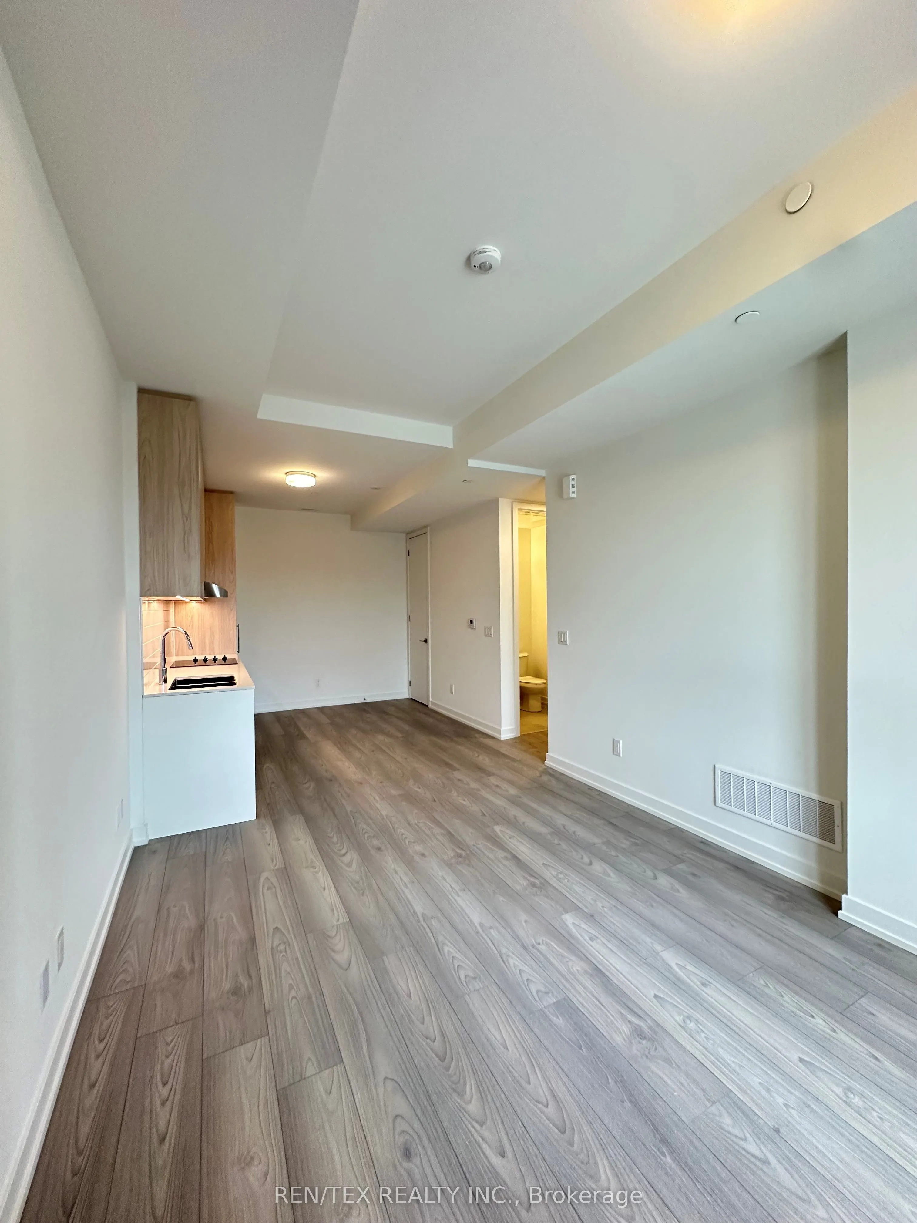 65 Saigon Drive, #102