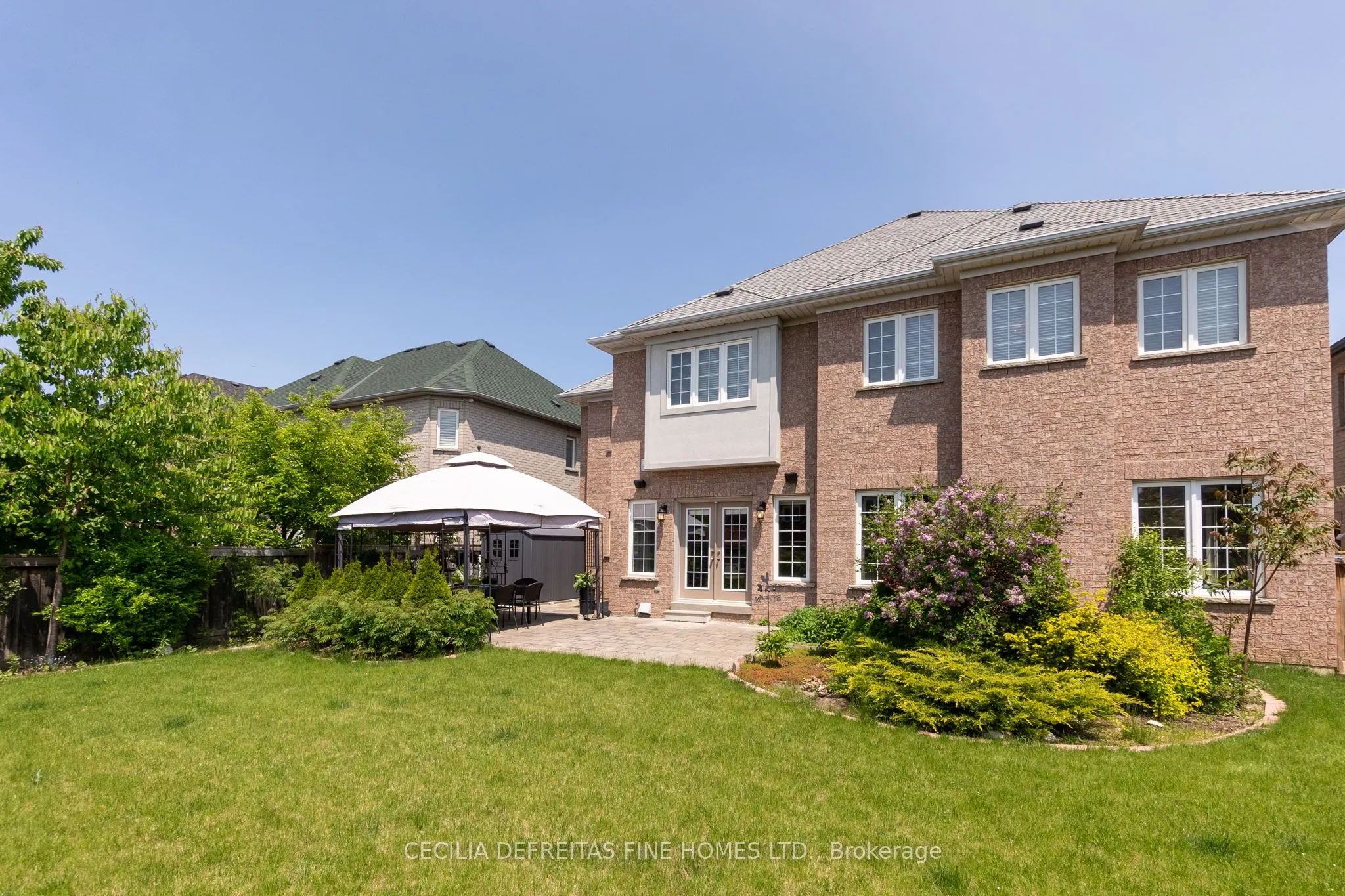 173 Polo Crescent