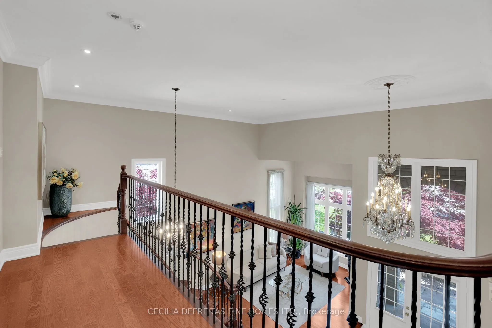 173 Polo Crescent