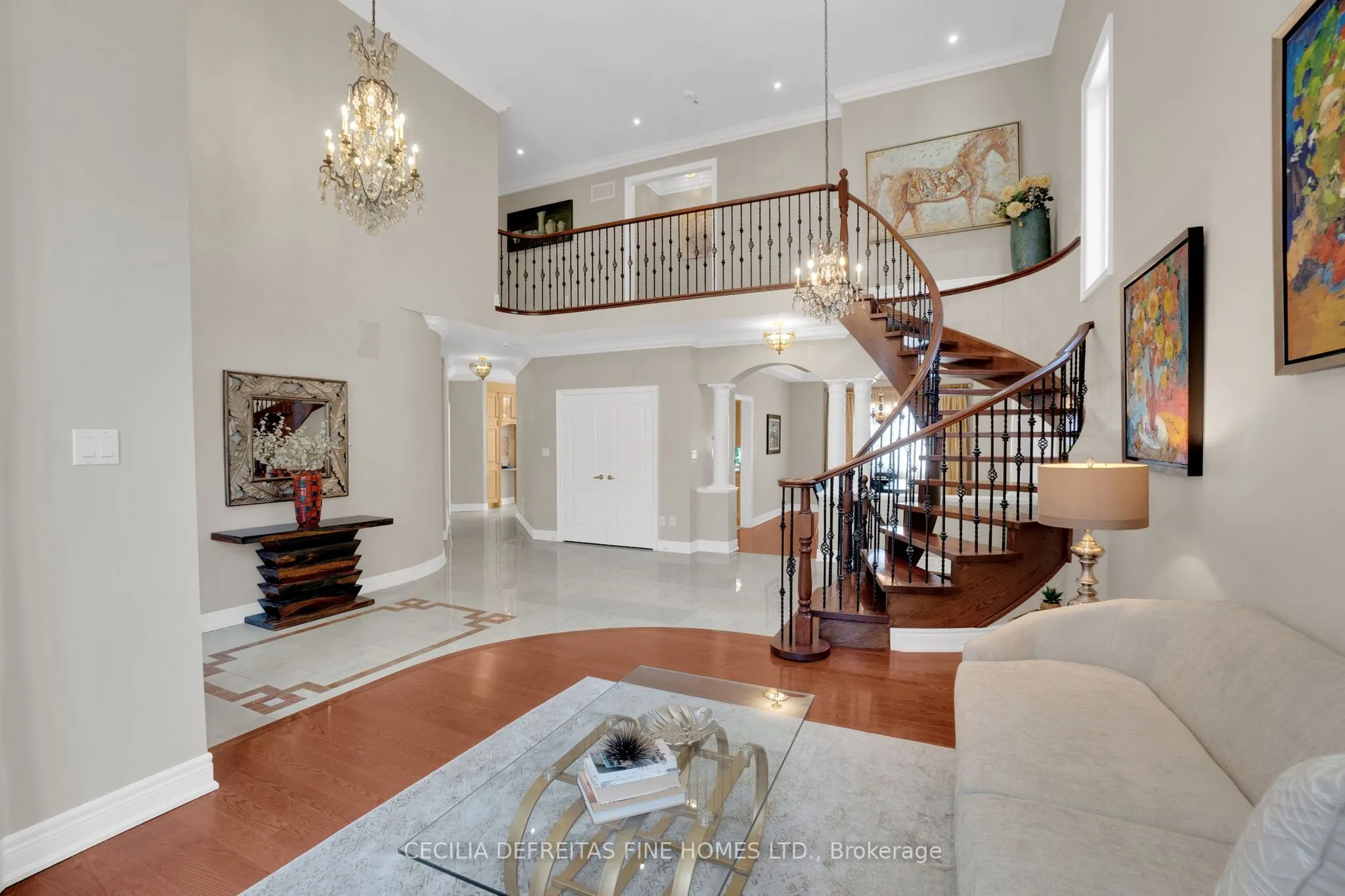 173 Polo Crescent