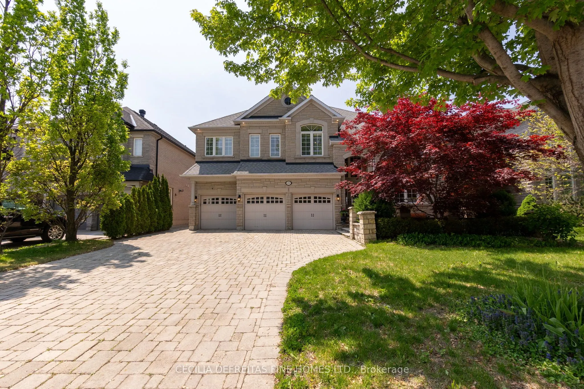 173 Polo Crescent