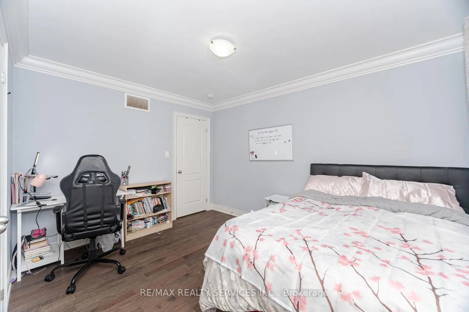 132 Meadow Vista Crescent