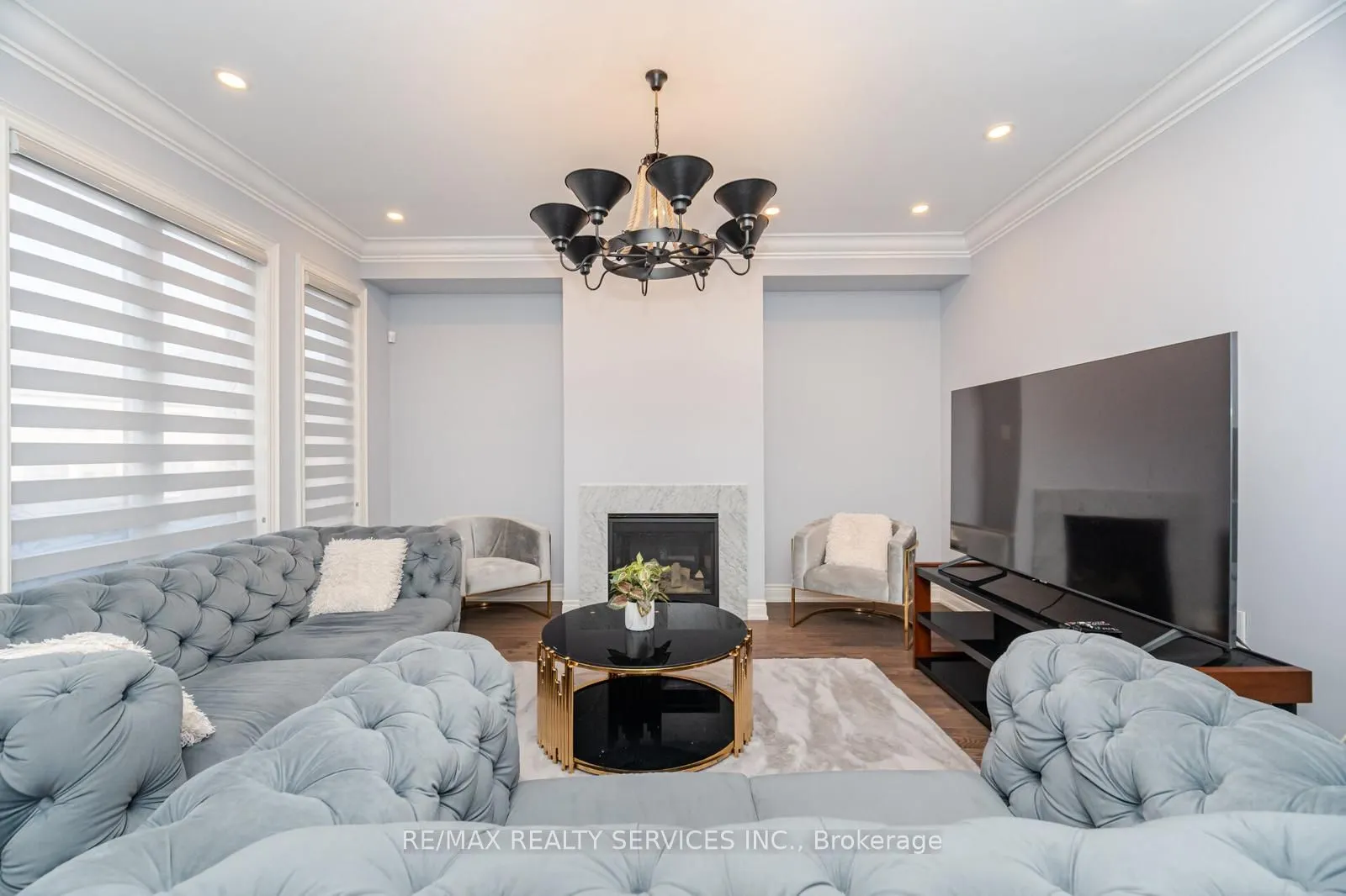 132 Meadow Vista Crescent