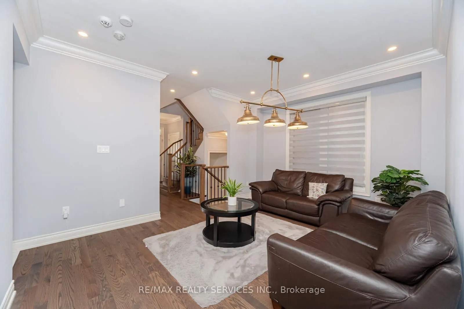 132 Meadow Vista Crescent