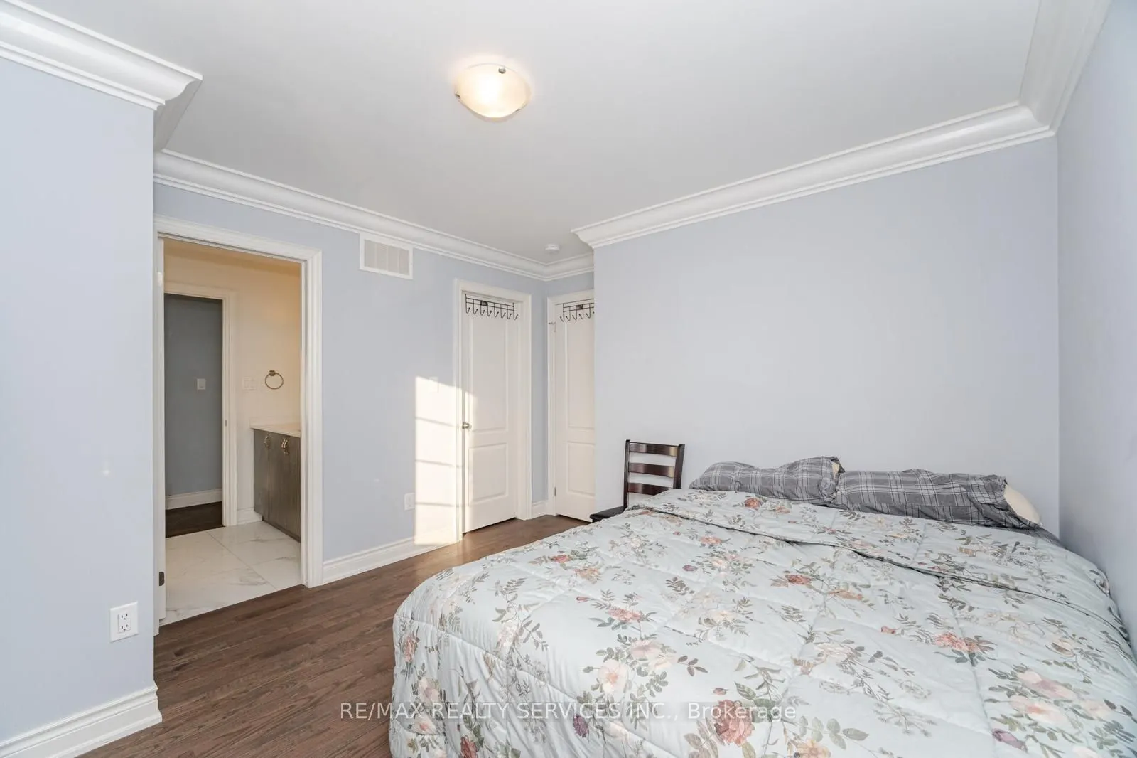 132 Meadow Vista Crescent