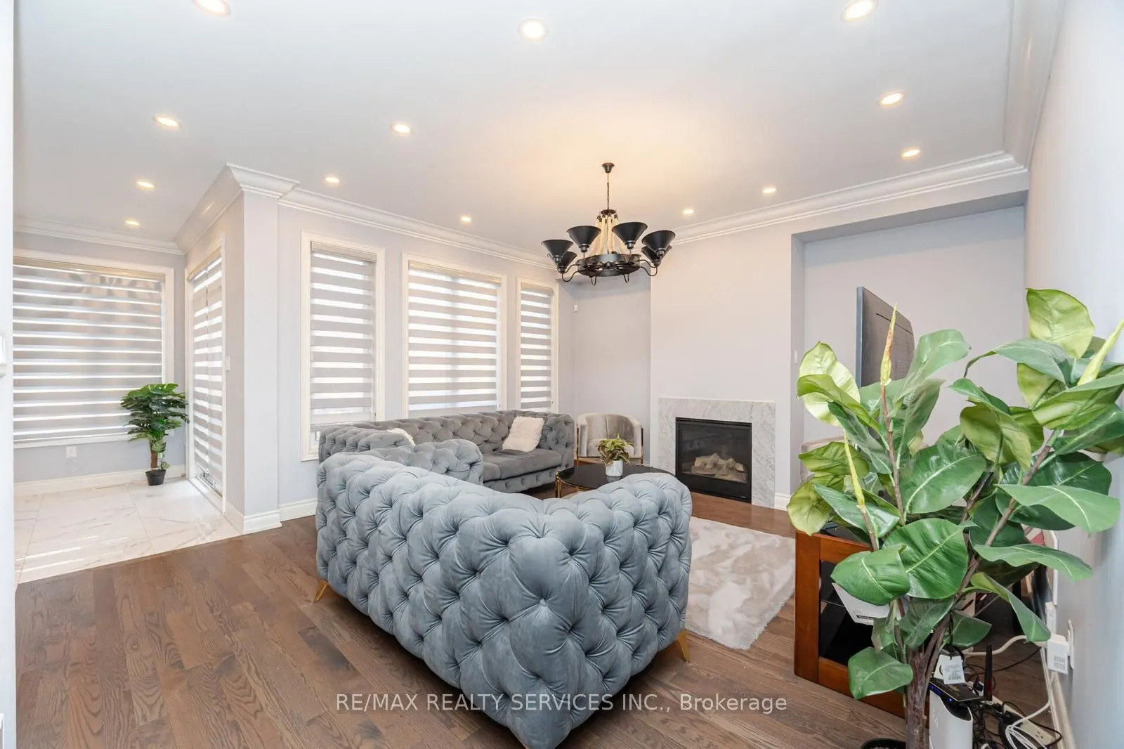 132 Meadow Vista Crescent