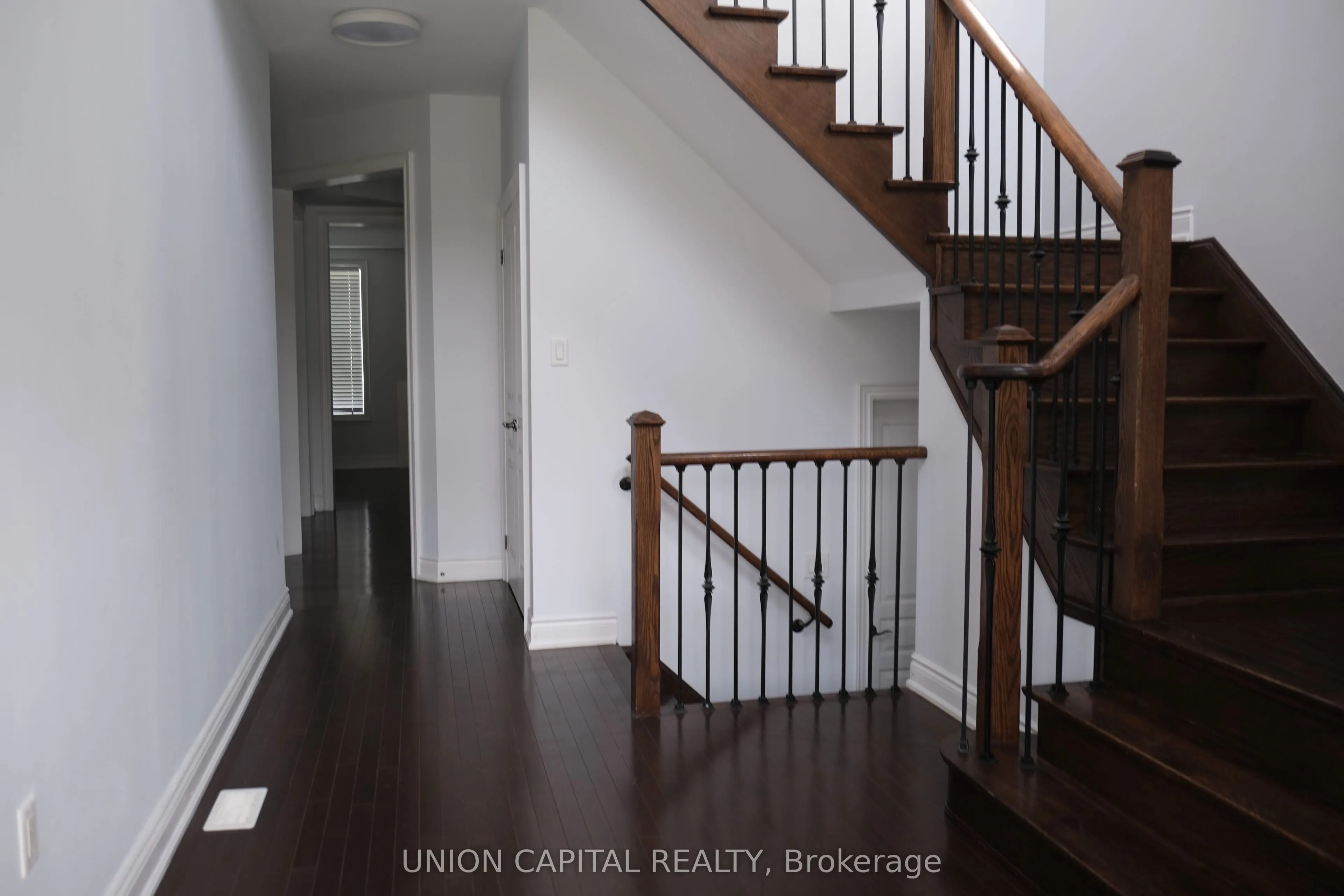 168 Roy Harper Avenue