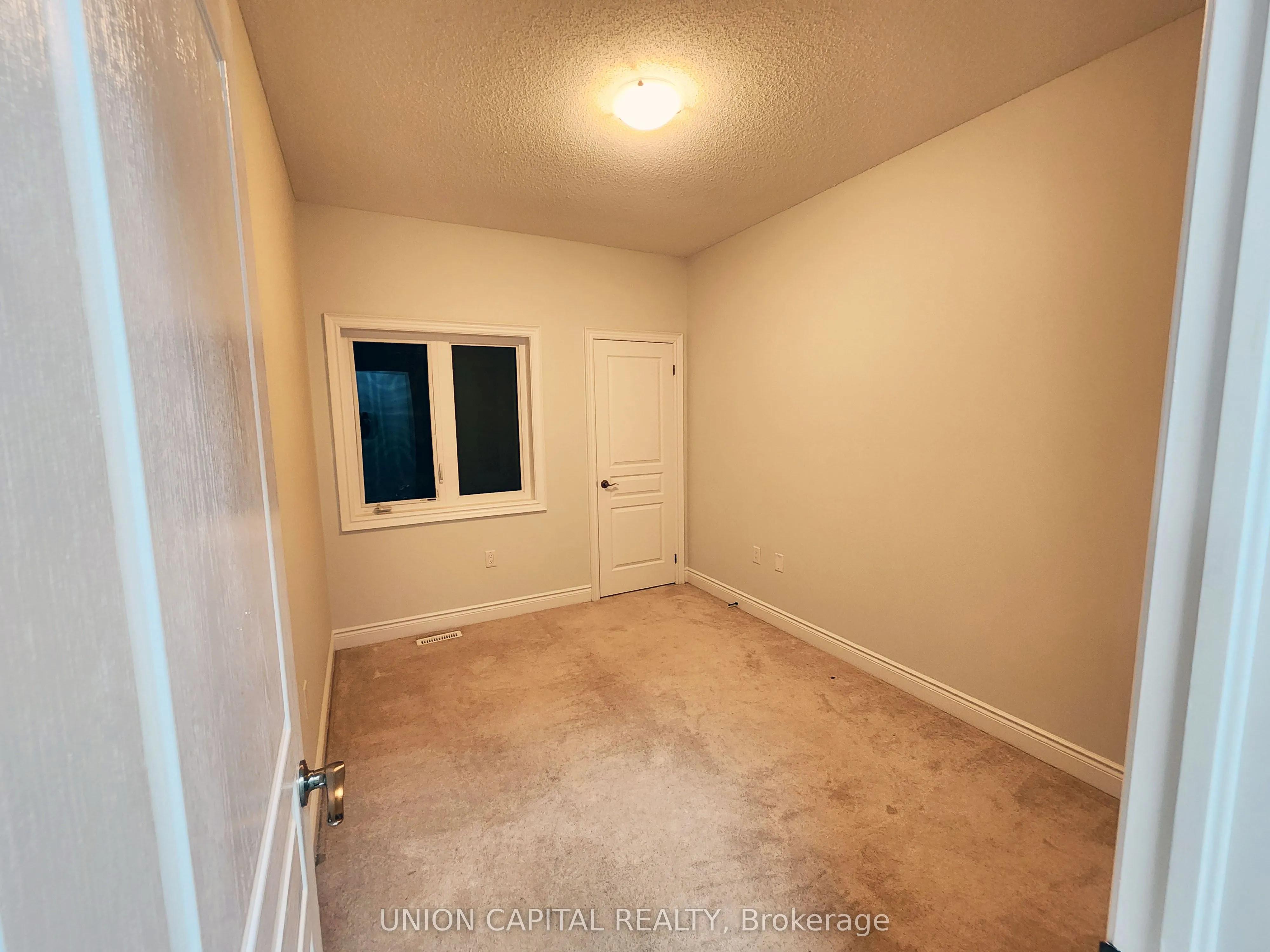 168 Roy Harper Avenue