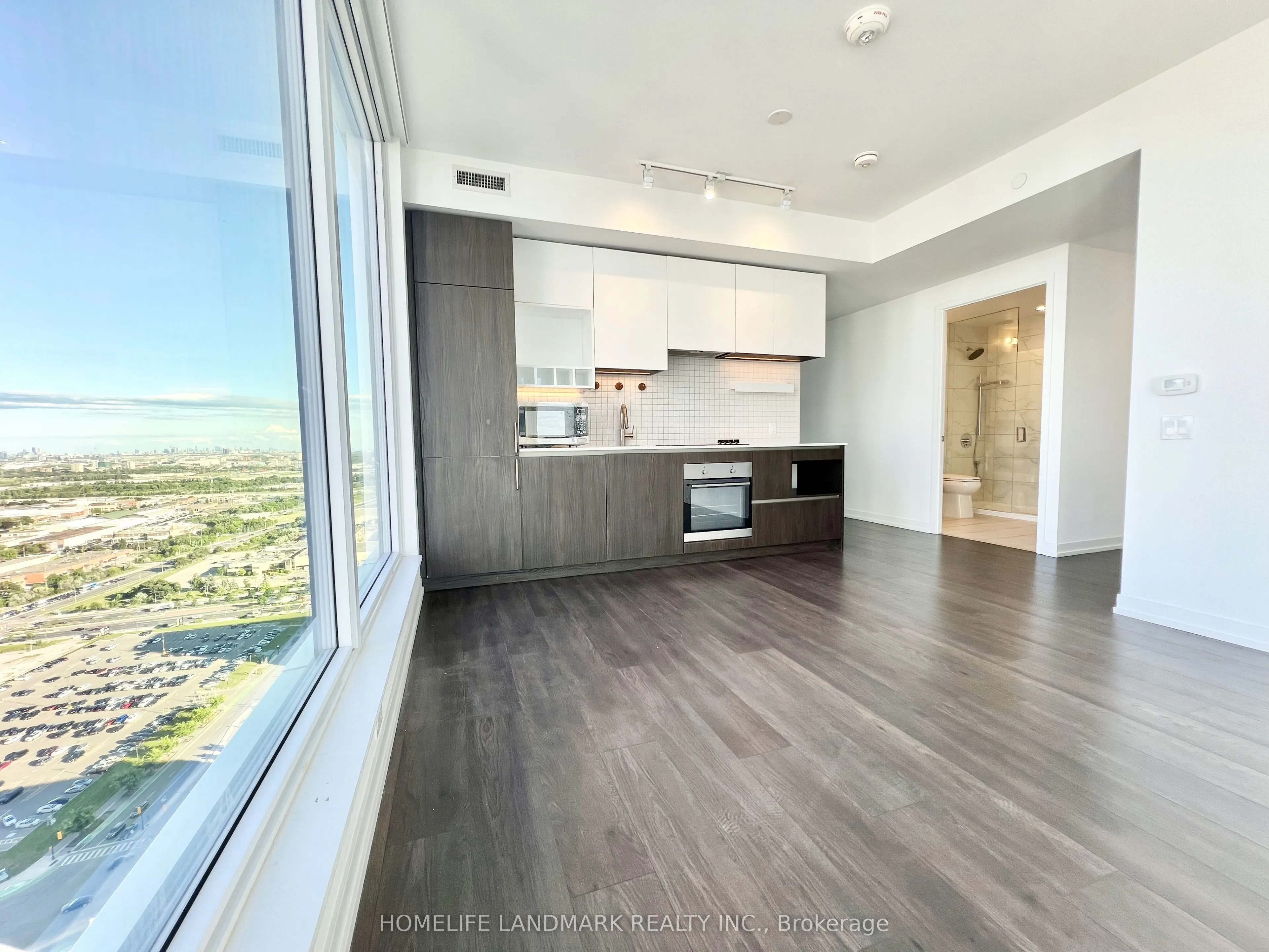 5 Buttermill Avenue, #3702