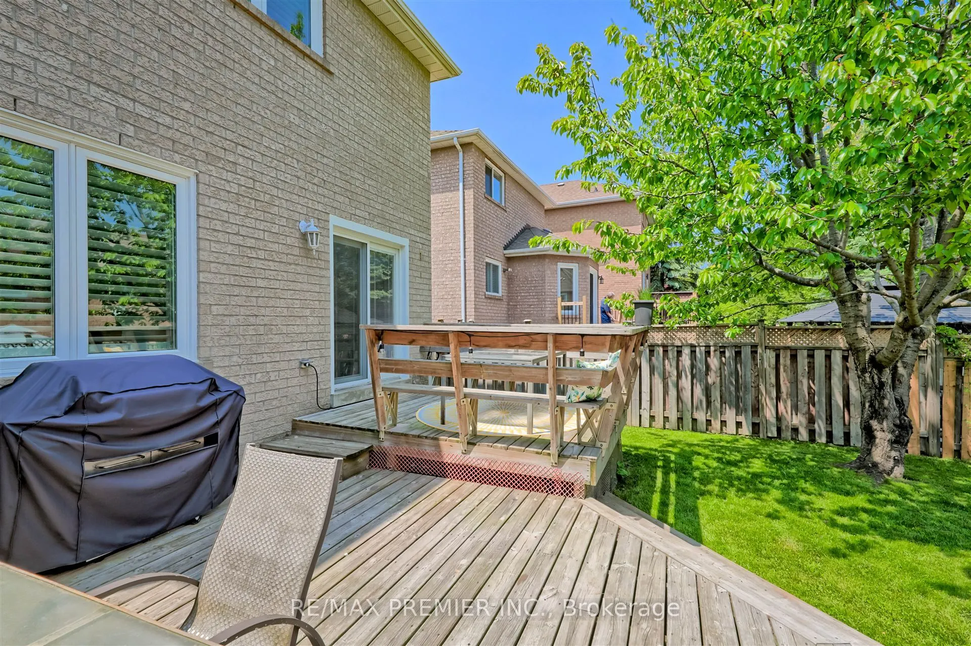 443 Carruthers Avenue